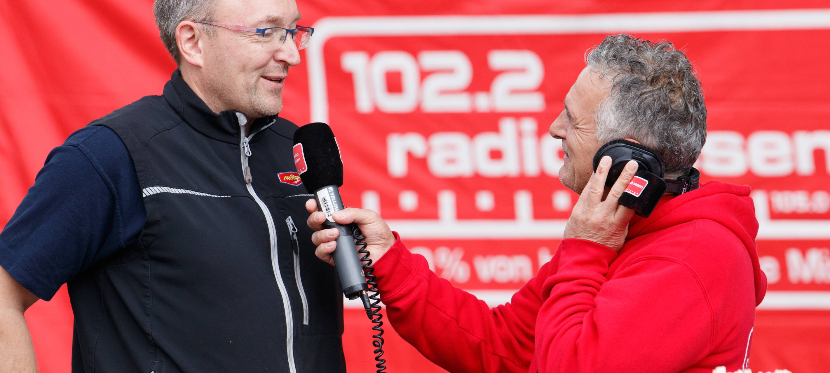 Der Radio Essen-Verkehrsmeldertag 2024: Zwischen Waschstraße und Kuchen-Buffet