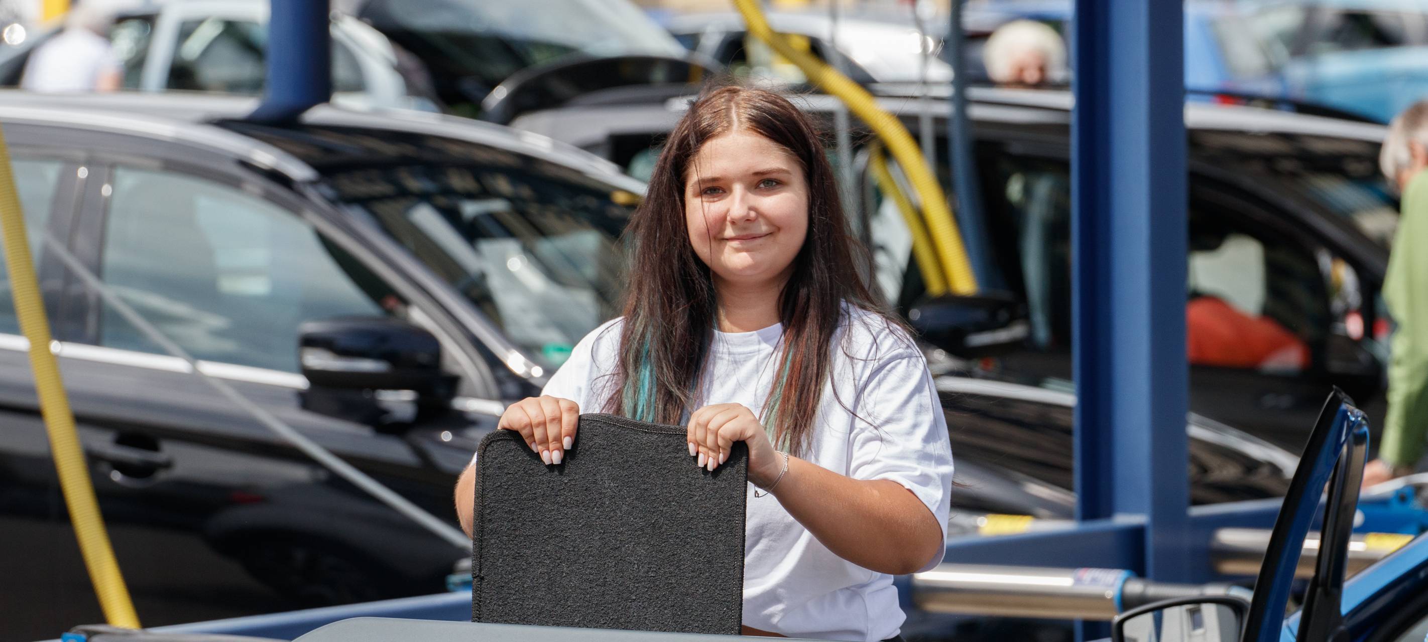 Der Radio Essen-Verkehrsmeldertag 2024: Zwischen Waschstraße und Kuchen-Buffet