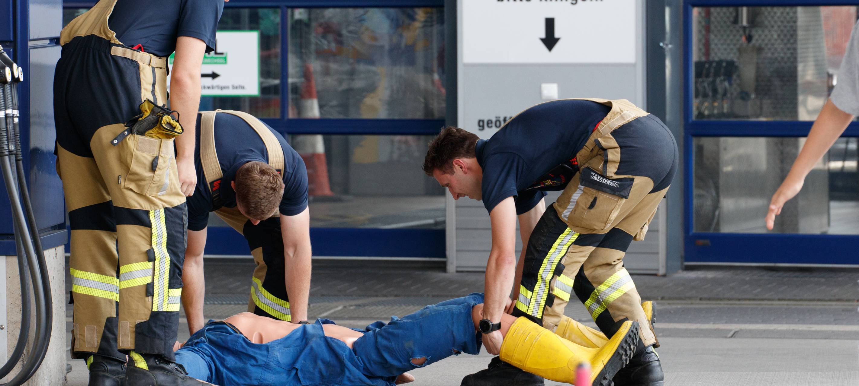Der Radio Essen-Verkehrsmeldertag 2024: Zwischen Waschstraße und Kuchen-Buffet