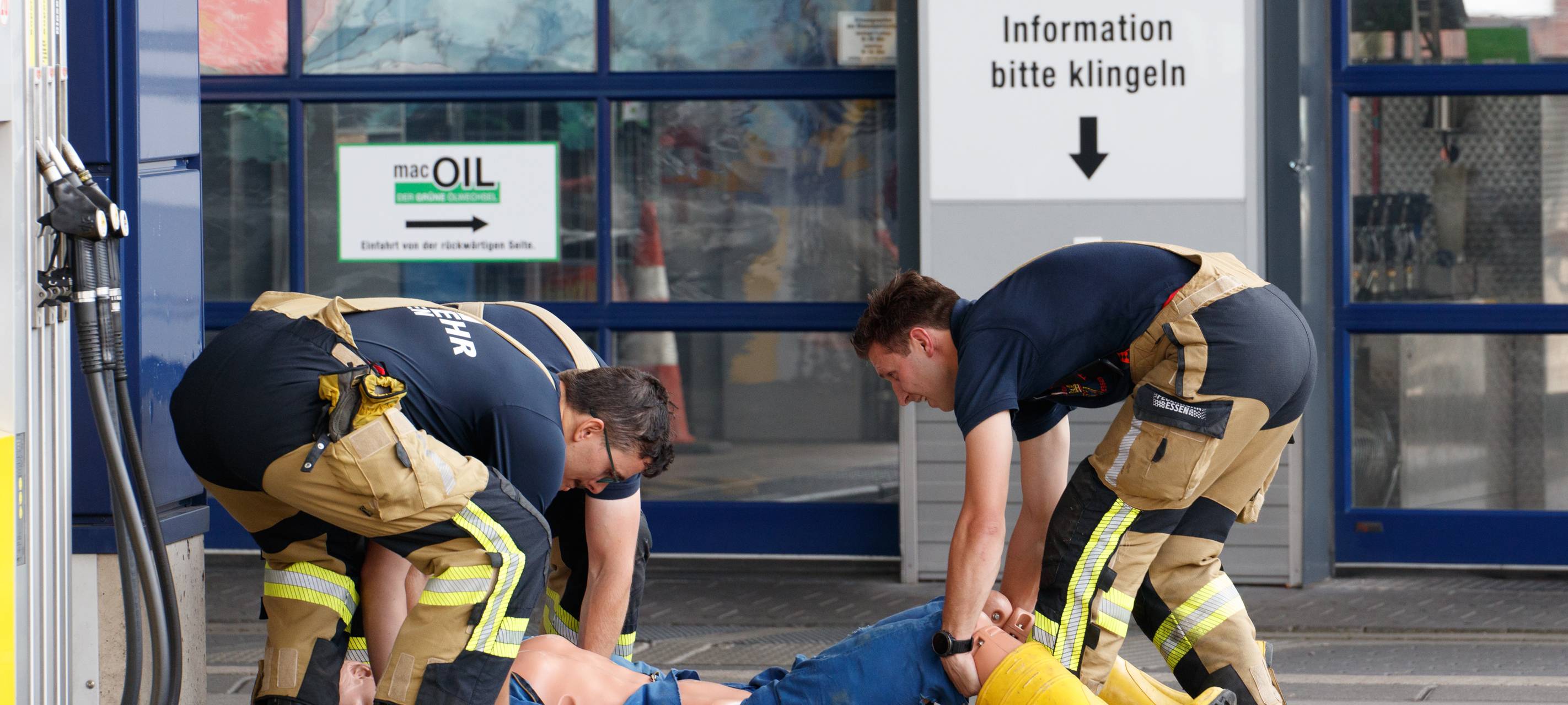 Der Radio Essen-Verkehrsmeldertag 2024: Zwischen Waschstraße und Kuchen-Buffet