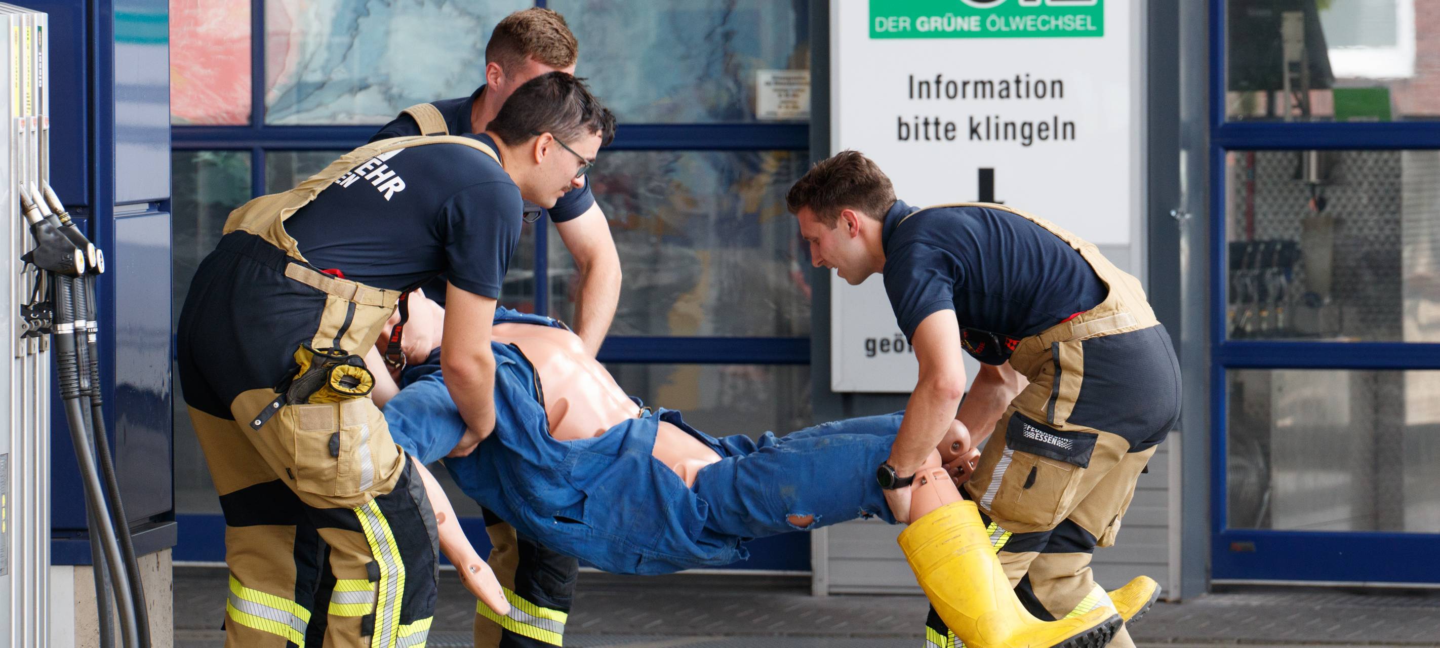 Der Radio Essen-Verkehrsmeldertag 2024: Zwischen Waschstraße und Kuchen-Buffet