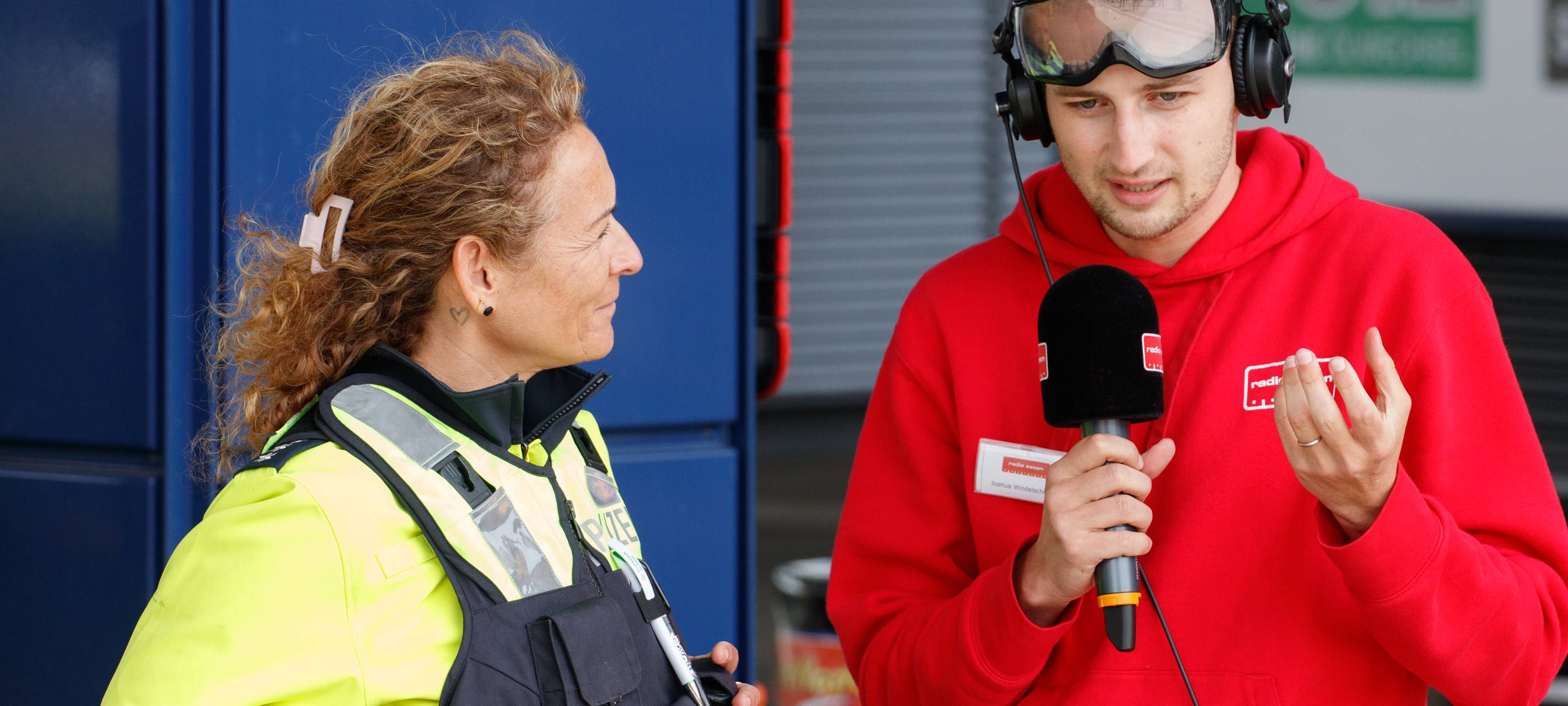 Der Radio Essen-Verkehrsmeldertag 2024: Zwischen Waschstraße und Kuchen-Buffet