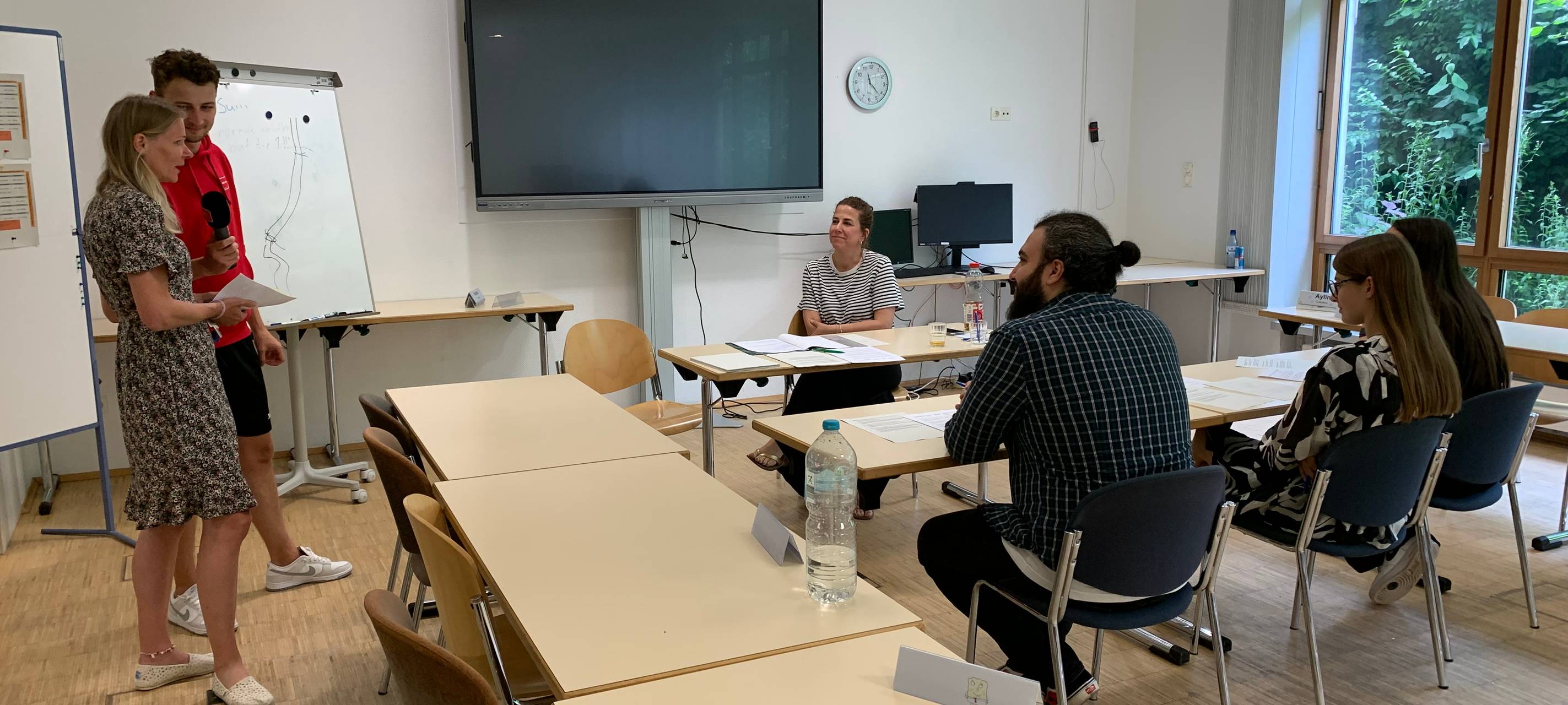 Das Radio Essen-Frühschicht-Praktikum - Moderatoren in Eurem Job