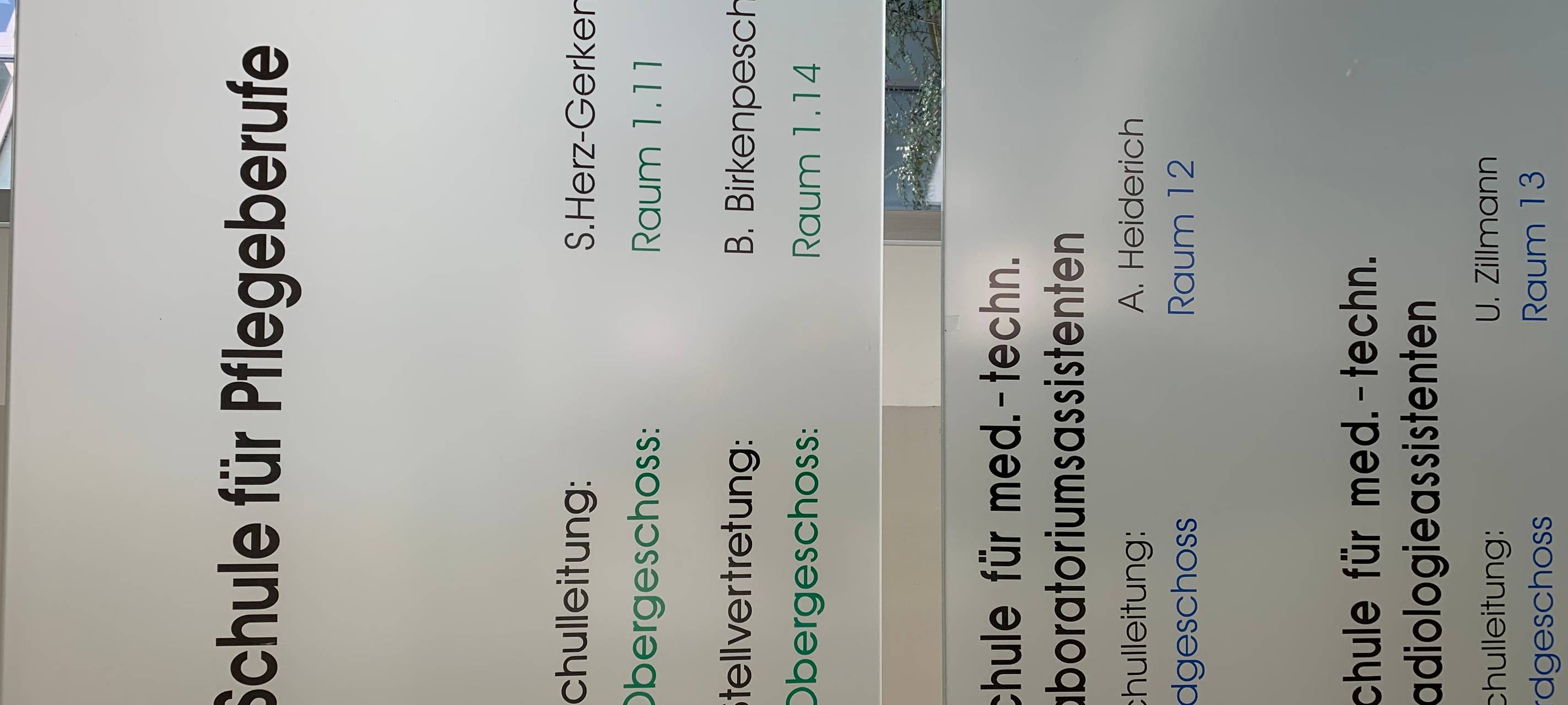 Das Radio Essen-Frühschicht-Praktikum - Moderatoren in Eurem Job