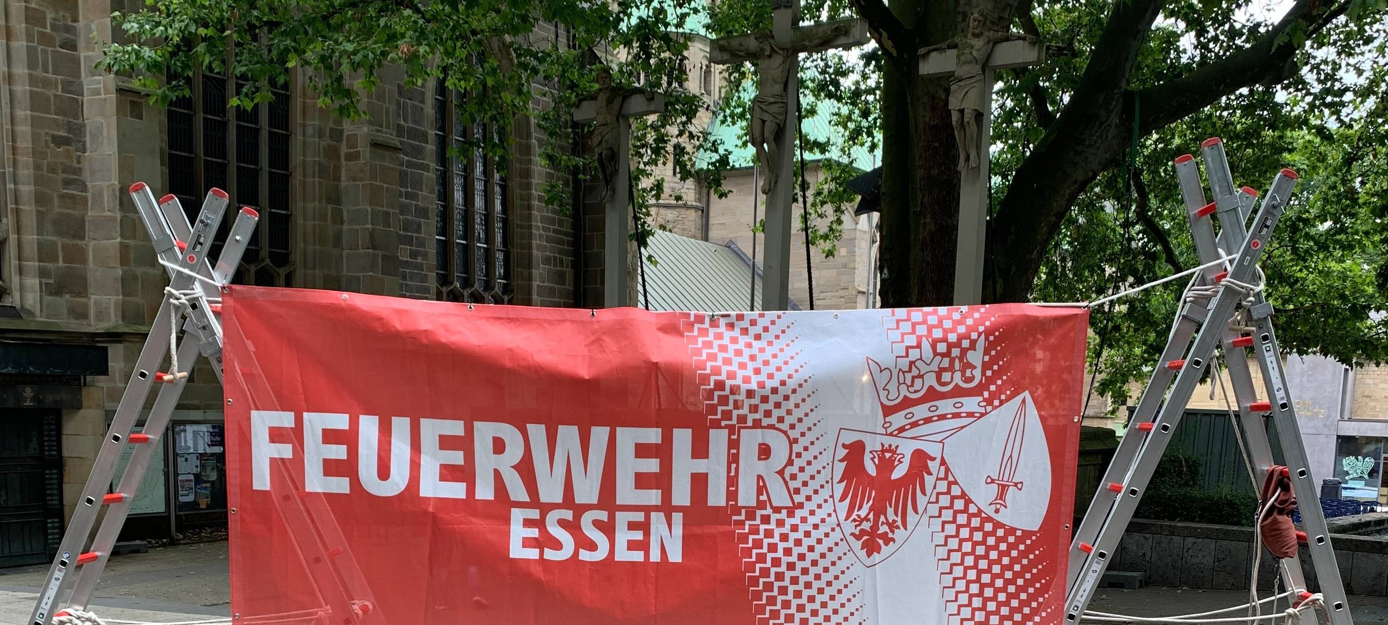 Feuerwehr Essen - Übung bei XXL-Sandkasten