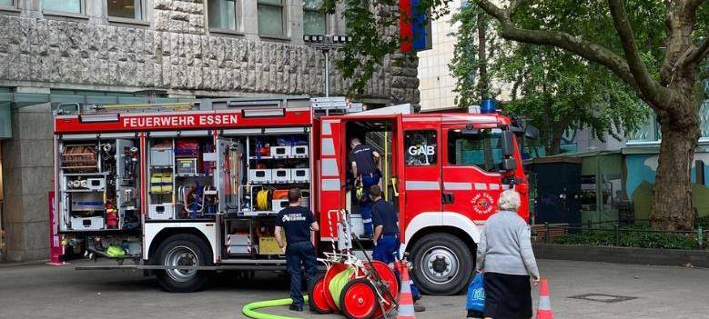 Feuerwehr Essen - Übung bei XXL-Sandkasten