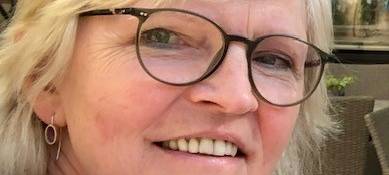 Ehrenamtliche in Essen leiten Beerdigungen