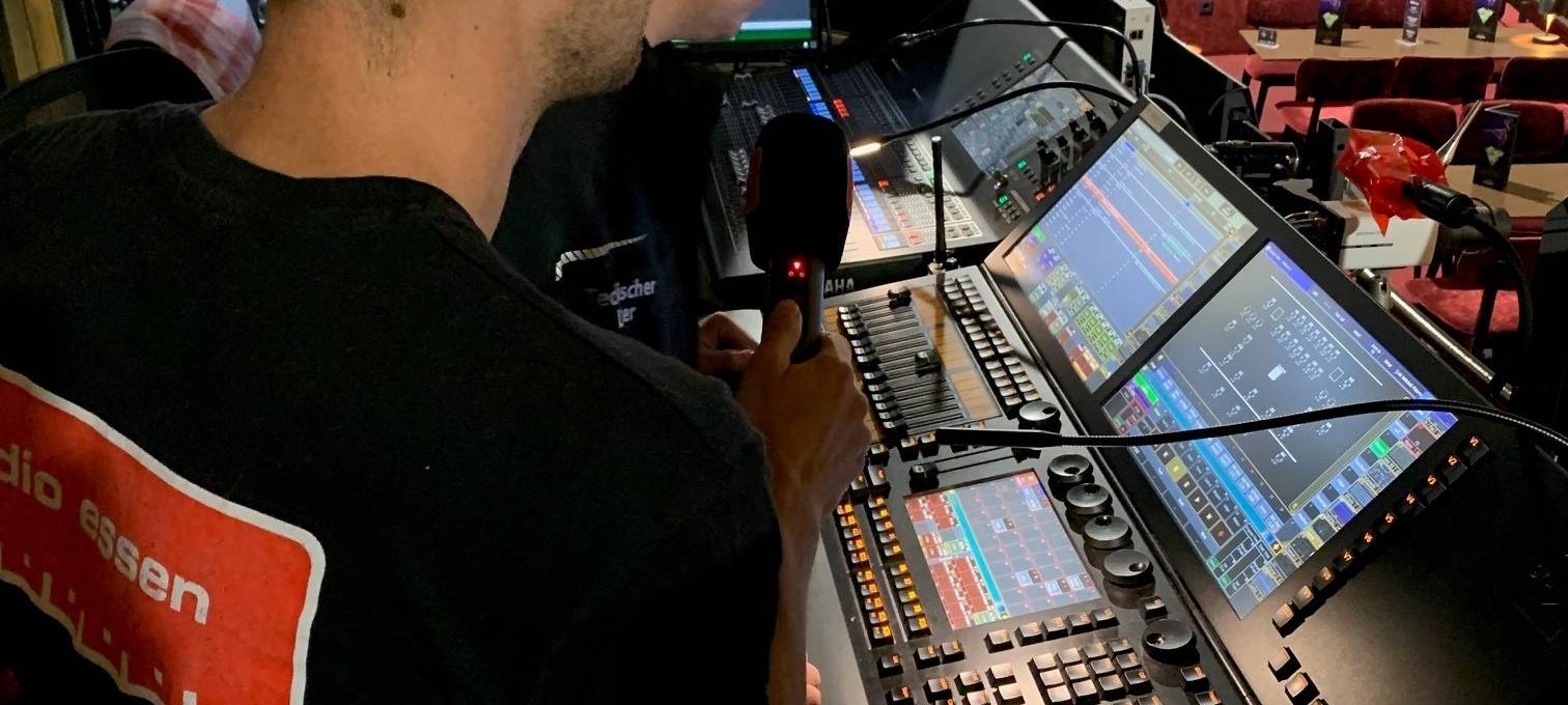 Das Radio Essen-Frühschicht-Praktikum - Moderatoren in Eurem Job