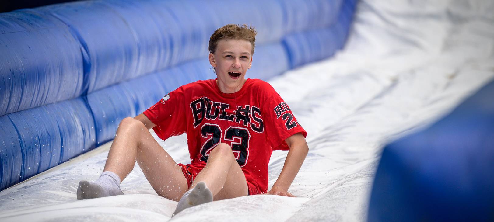 In Essen steht die größte mobile Wasser-Rutsche Europas - Traut Ihr Euch?