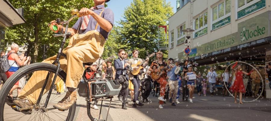 In Essen proben die Künstler für das Straßenkunstfestival
