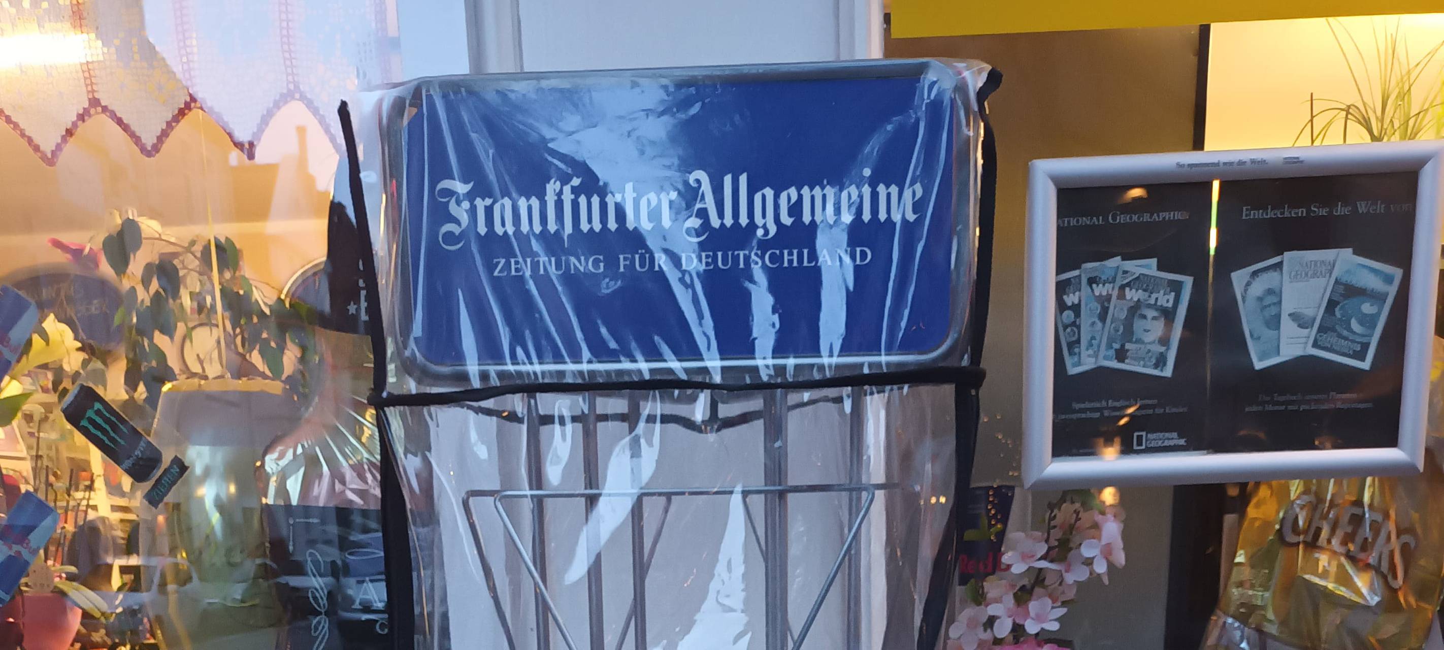 Wegen A40-Sperrung hinter Essen: Trinkhallen, Tankstellen und Bäcker bekommen Zeitungen zu spät