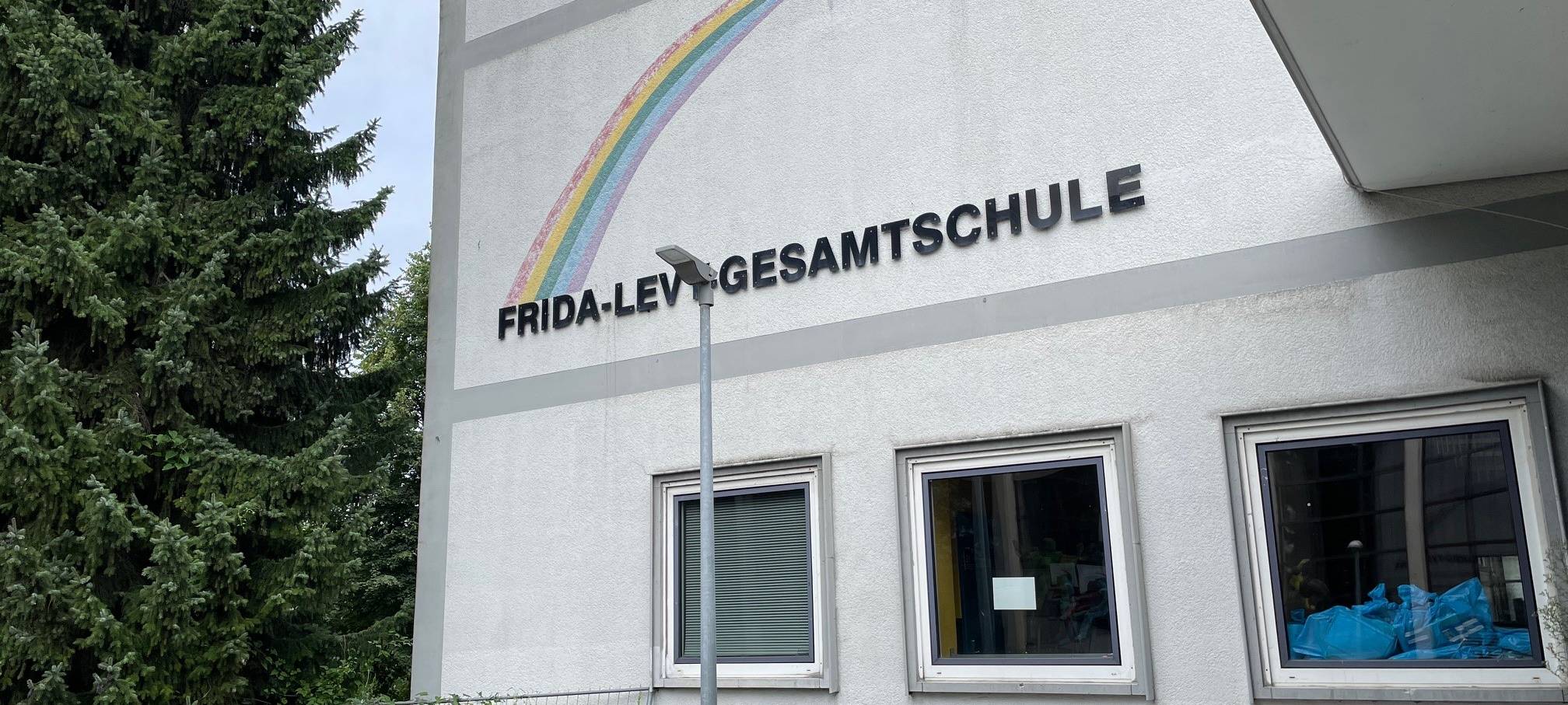 Radio Essen-Zeitreise mit Schauspieler Martin Lindow in seine alte Schule