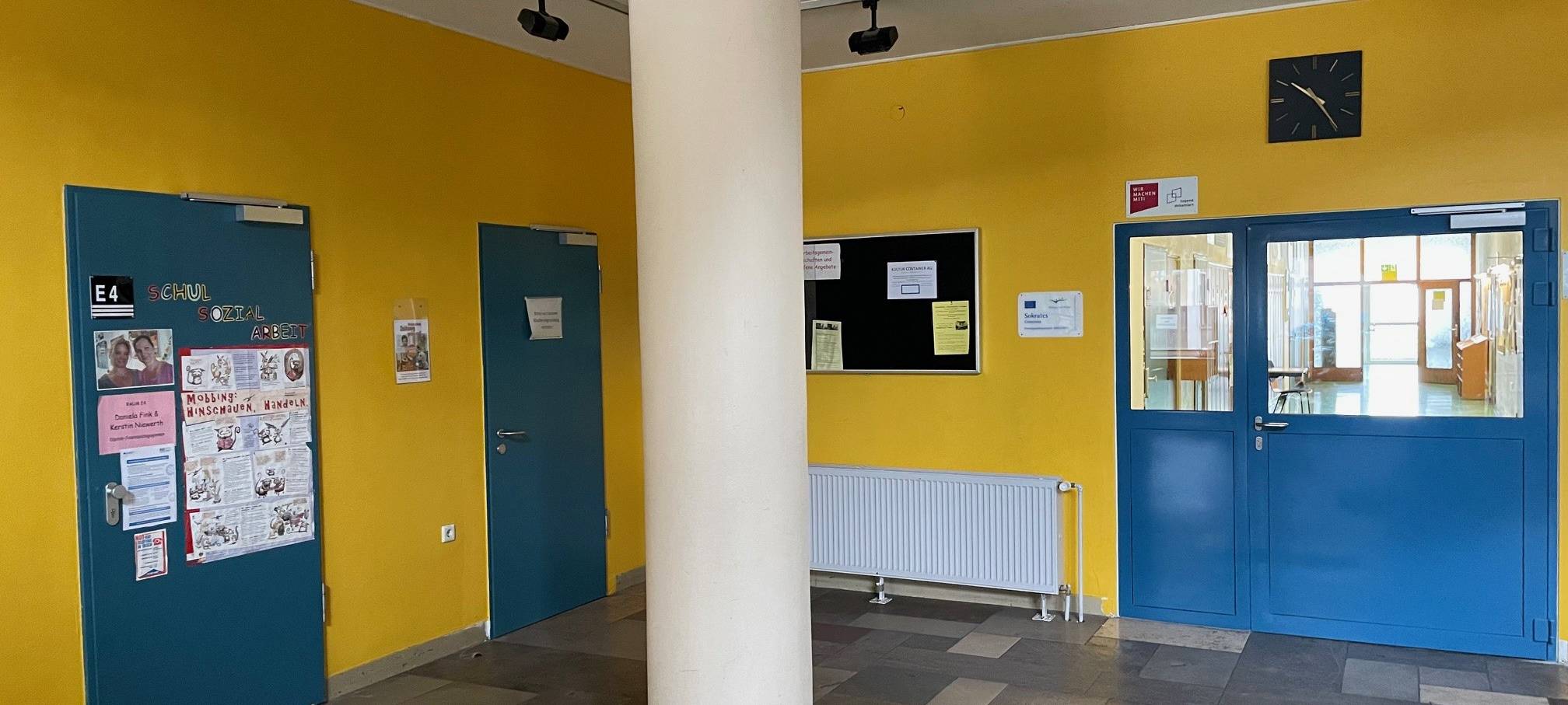 Radio Essen-Zeitreise mit Schauspieler Martin Lindow in seine alte Schule