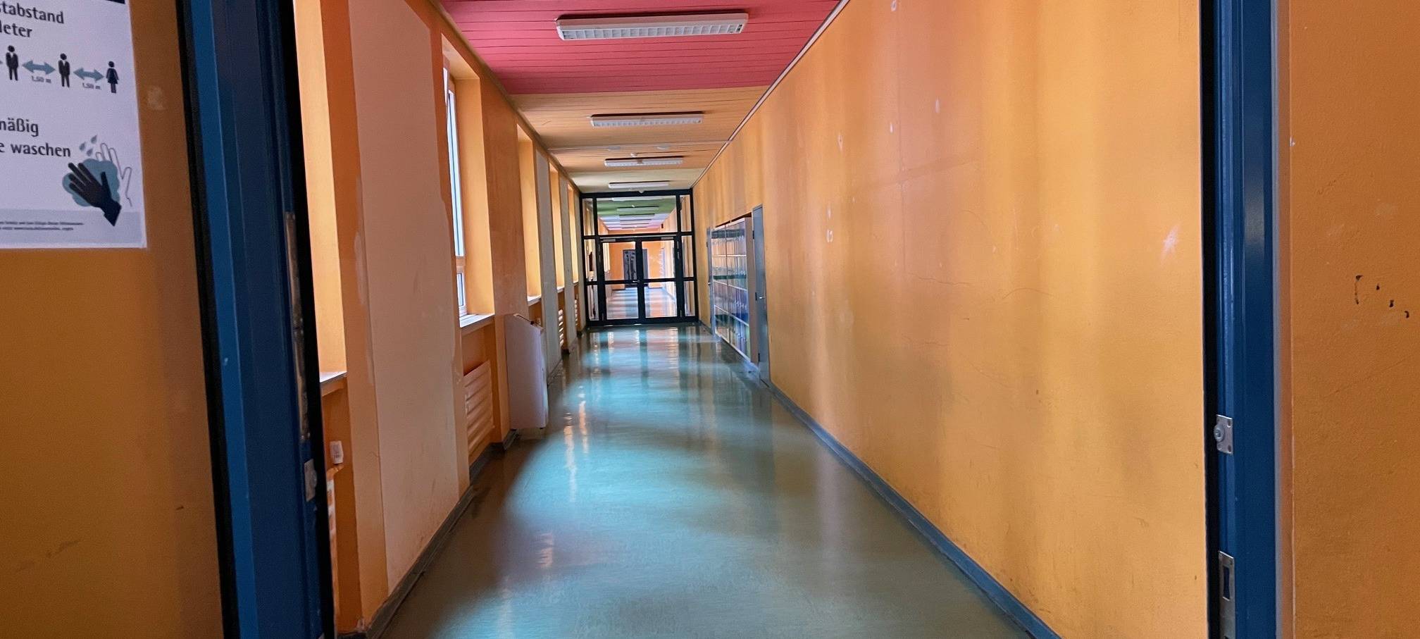 Radio Essen-Zeitreise mit Schauspieler Martin Lindow in seine alte Schule