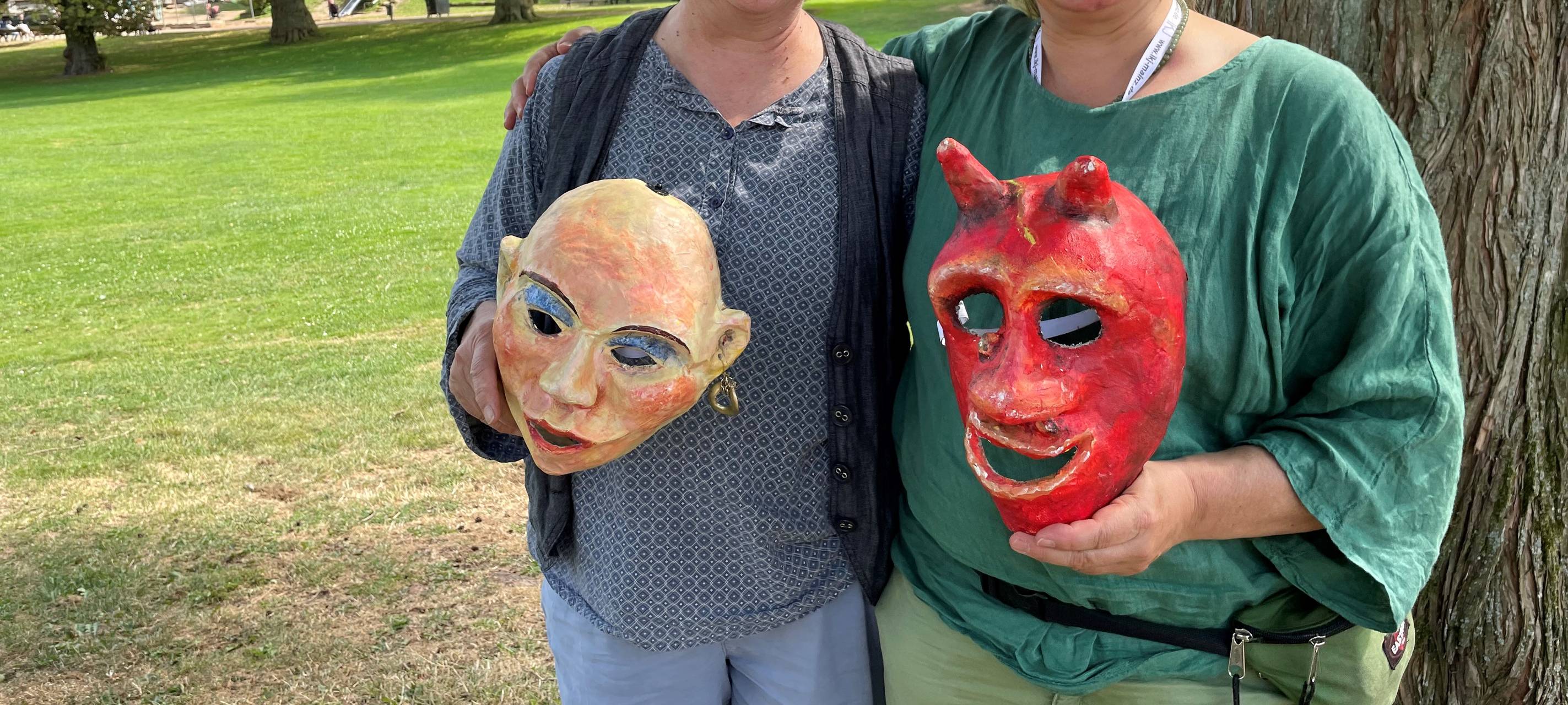 Premiere in Essen: Größtes Masken-Spektakel in NRW