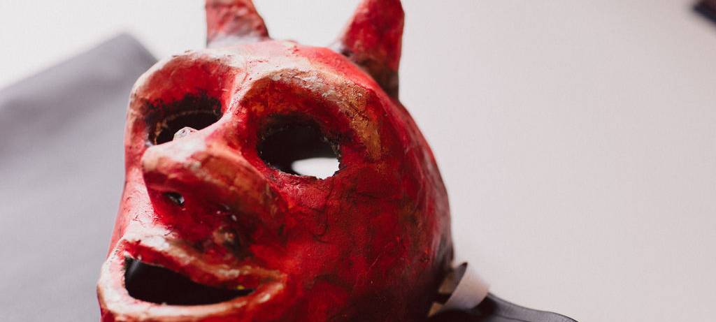 Premiere in Essen: Größtes Masken-Spektakel in NRW