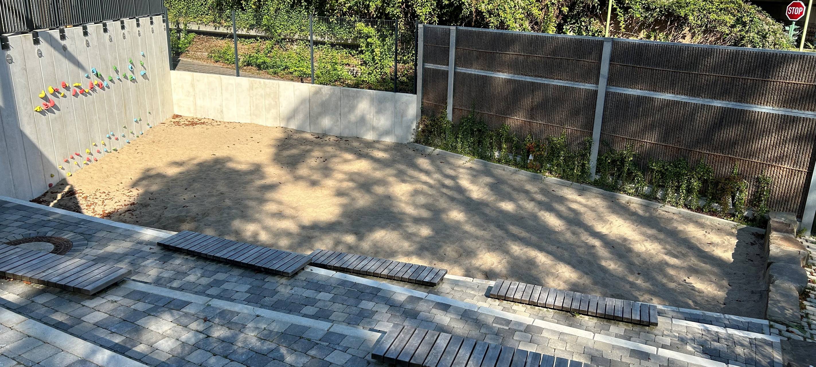 In Essen fehlt Platz in den Schulen - Besuch an einem neuen Schulstandort