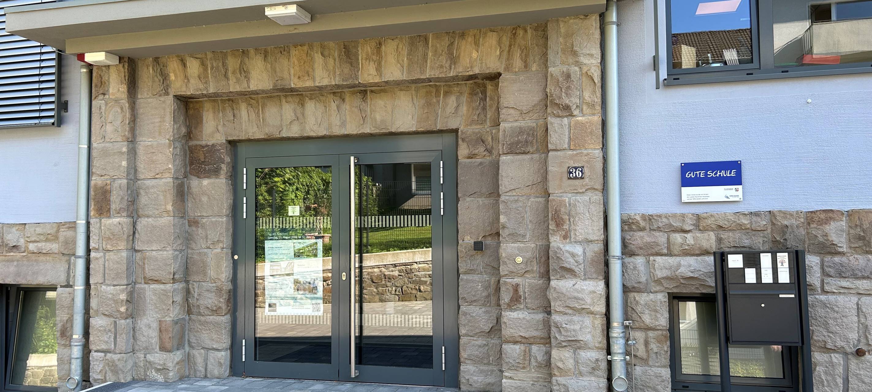 In Essen fehlt Platz in den Schulen - Besuch an einem neuen Schulstandort