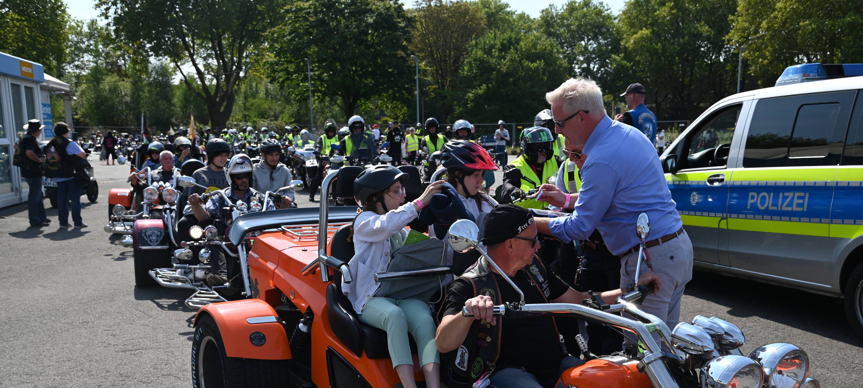 Trike-Korso in Essen für krebskranke Kinder