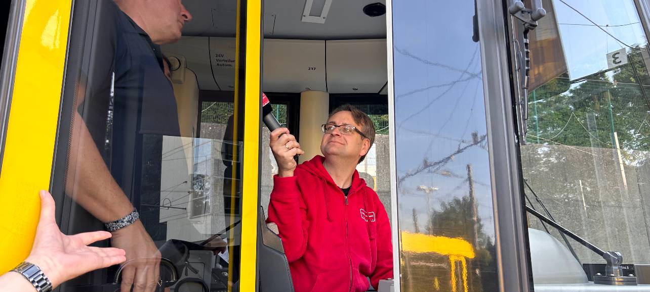 Das Radio Essen-Frühschicht-Praktikum - Moderatoren in Eurem Job