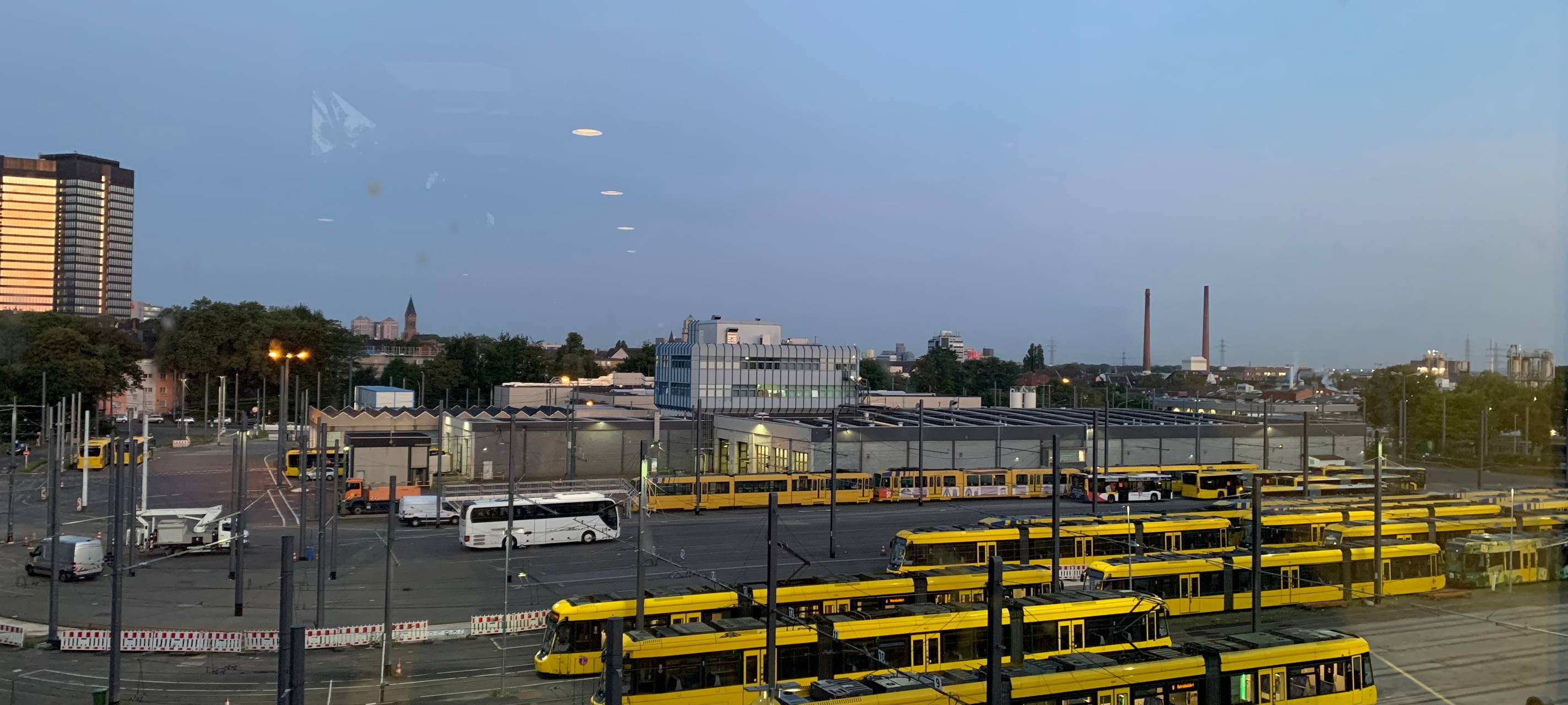 Das Radio Essen-Frühschicht-Praktikum - Moderatoren in Eurem Job