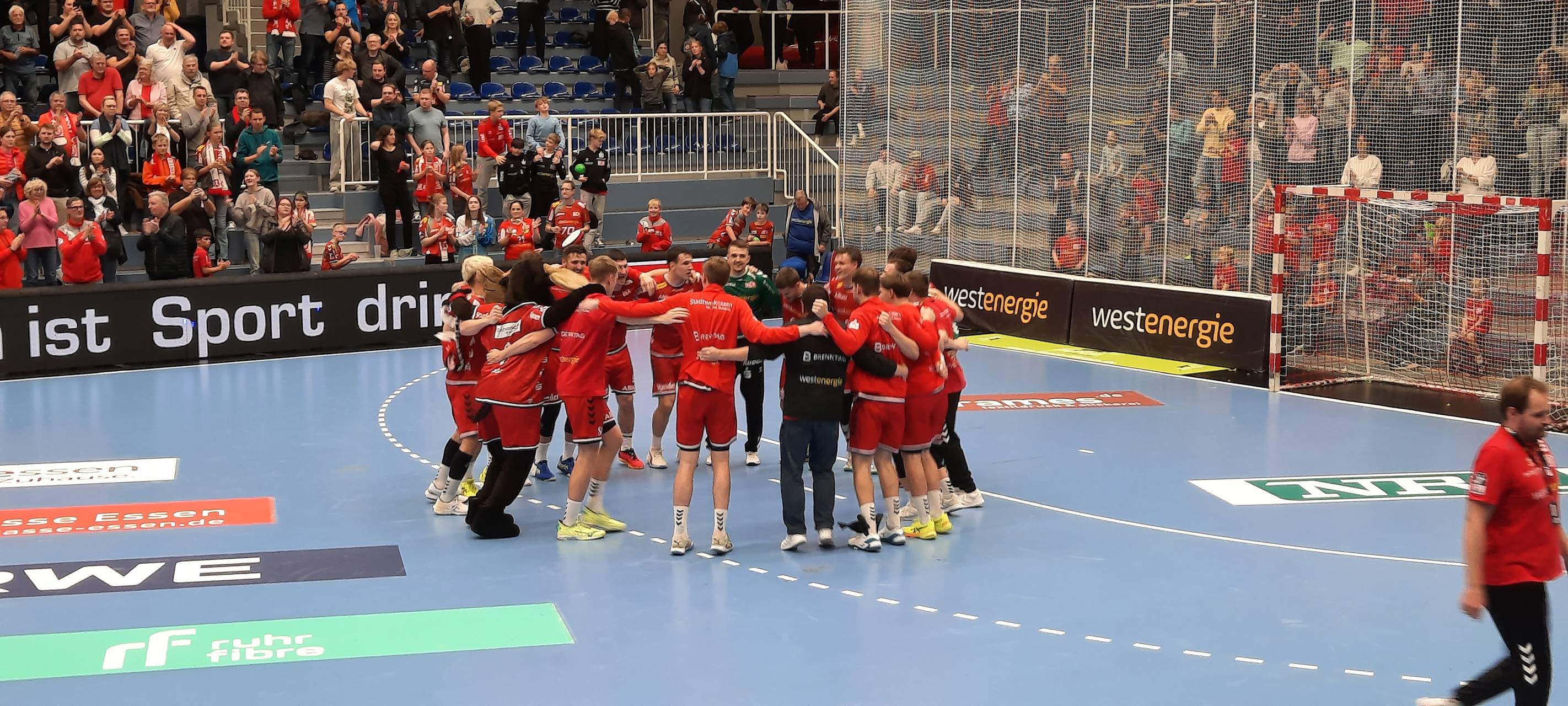 Der TUSEM Essen gewinnt zu Hause das Derby gegen den VfL Eintracht Hagen.