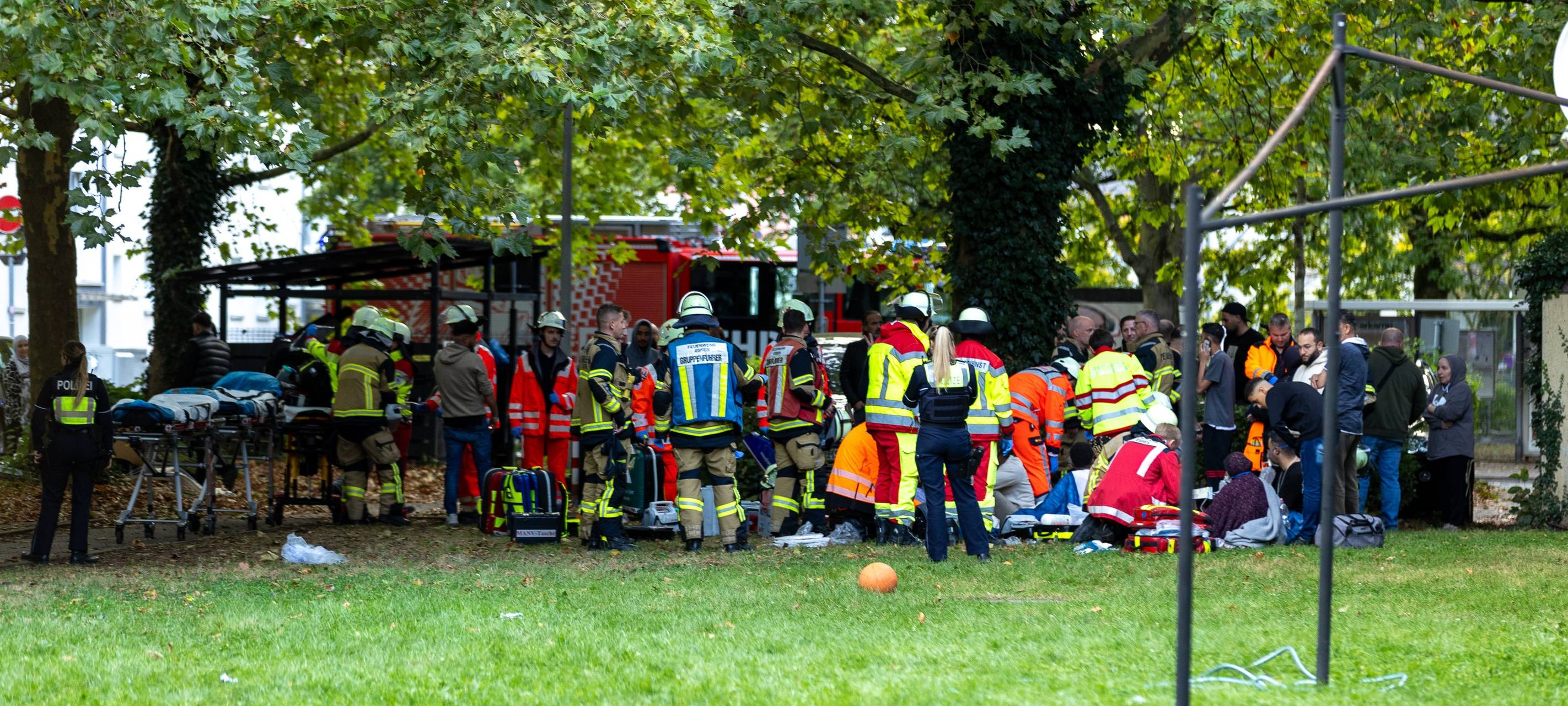 Verletzte nach Brand in Haus in Essen (Zollvereinstr.)