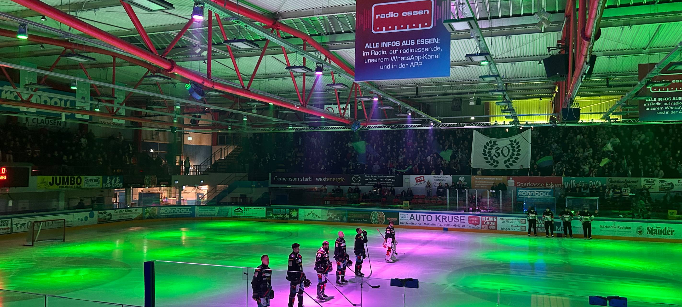 Moskitos Essen gewinnen das Ruhrderby gegen die Füchse Duisburg