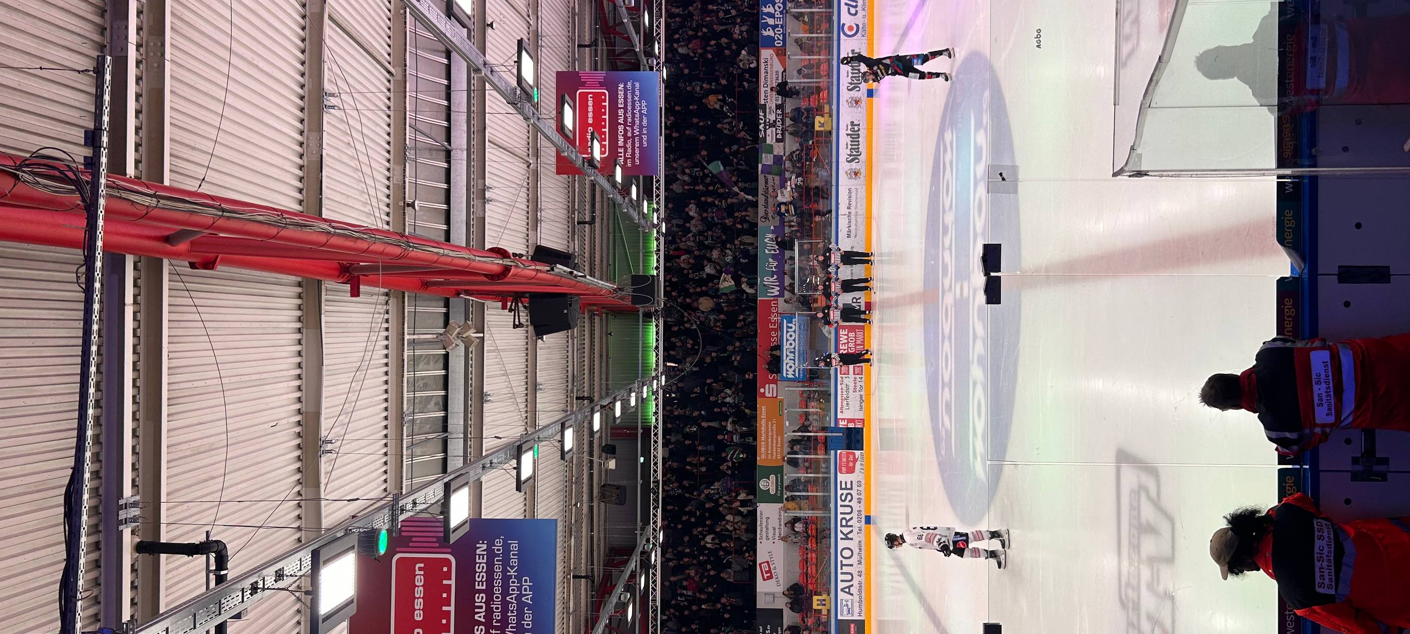 Moskitos Essen gewinnen das Ruhrderby gegen die Füchse Duisburg