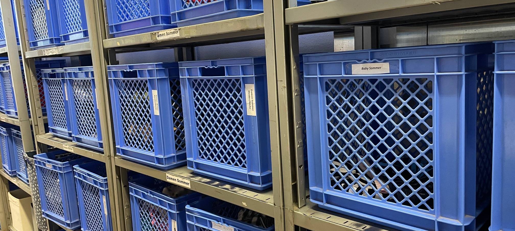 Neue Altkleider-Entsorgung in Essen läuft gut - Radio Essen war dabei