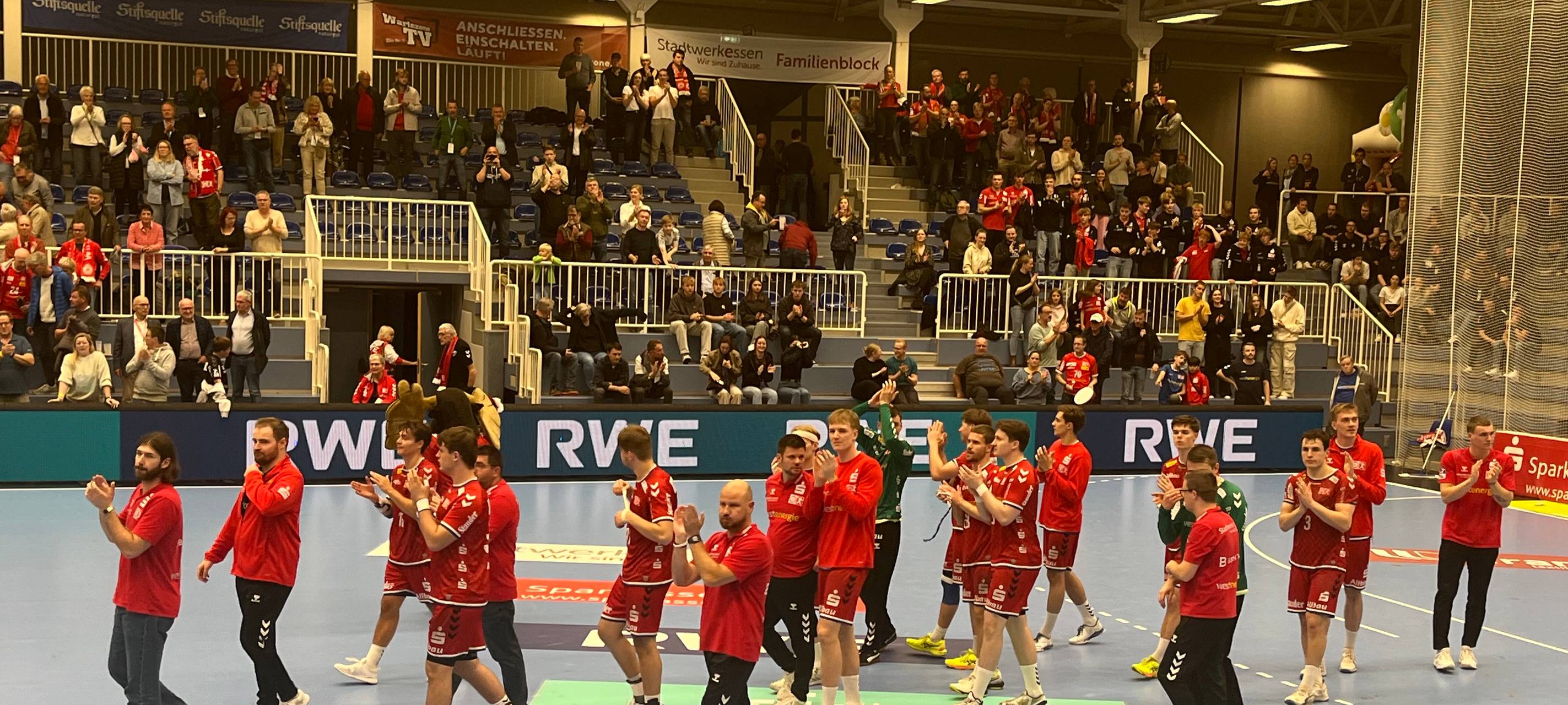 TUSEM Essen bleibt zu Hause ungeschlagen.