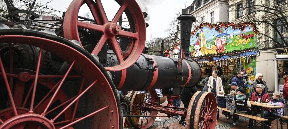 Weihnachtsmarkt in Essen eröffnet – großer Andrang in Steele