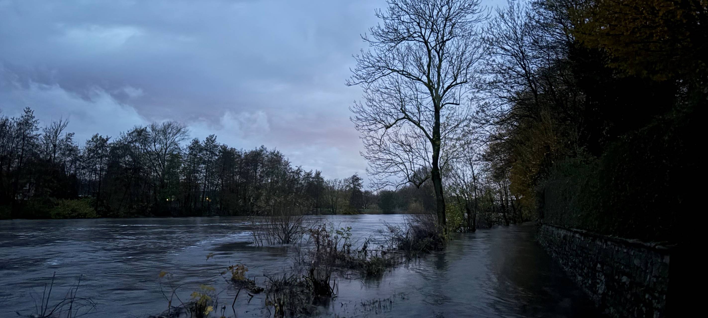 Ruhr in Essen erstmals per Drohne vermessen