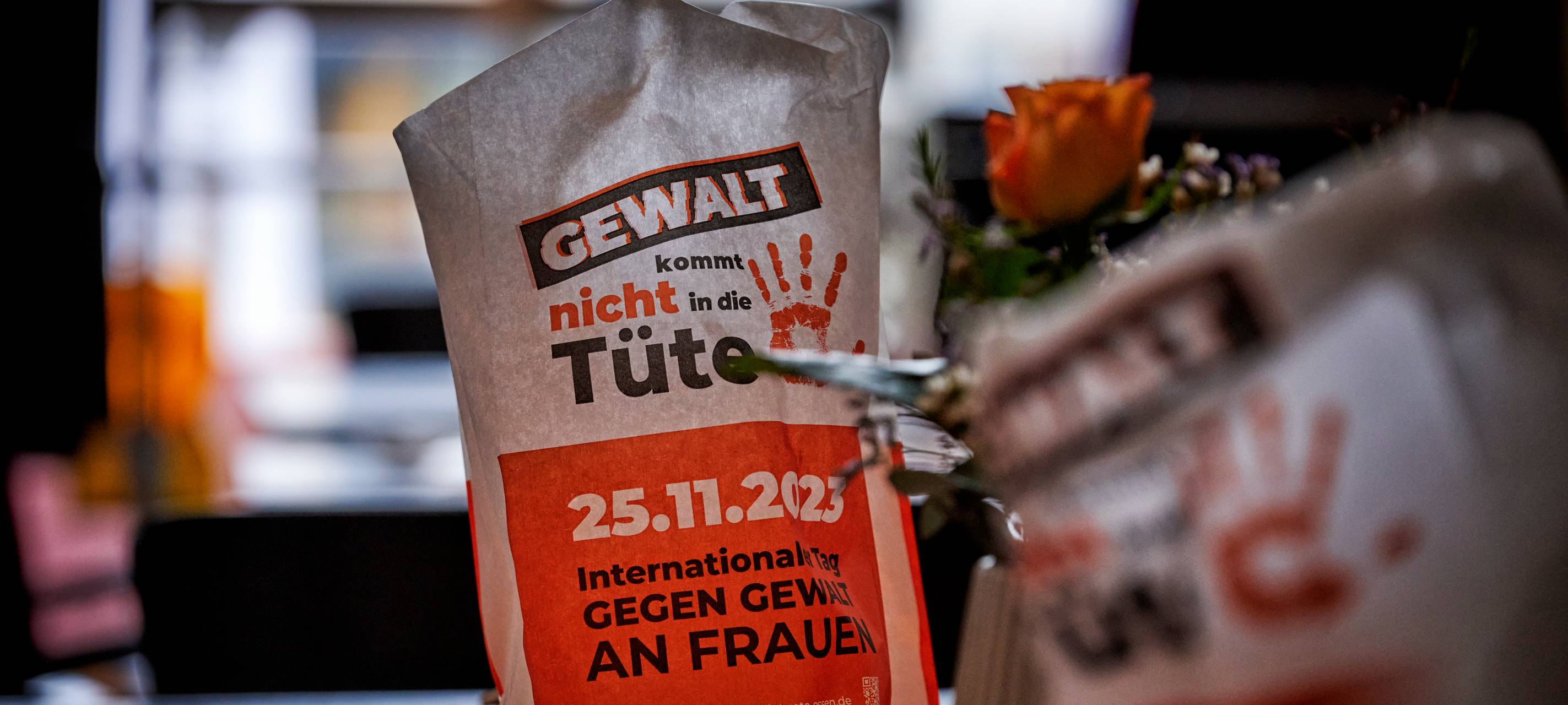 Aktionen in Essen zum internationalen Tag gegen Gewalt an Frauen