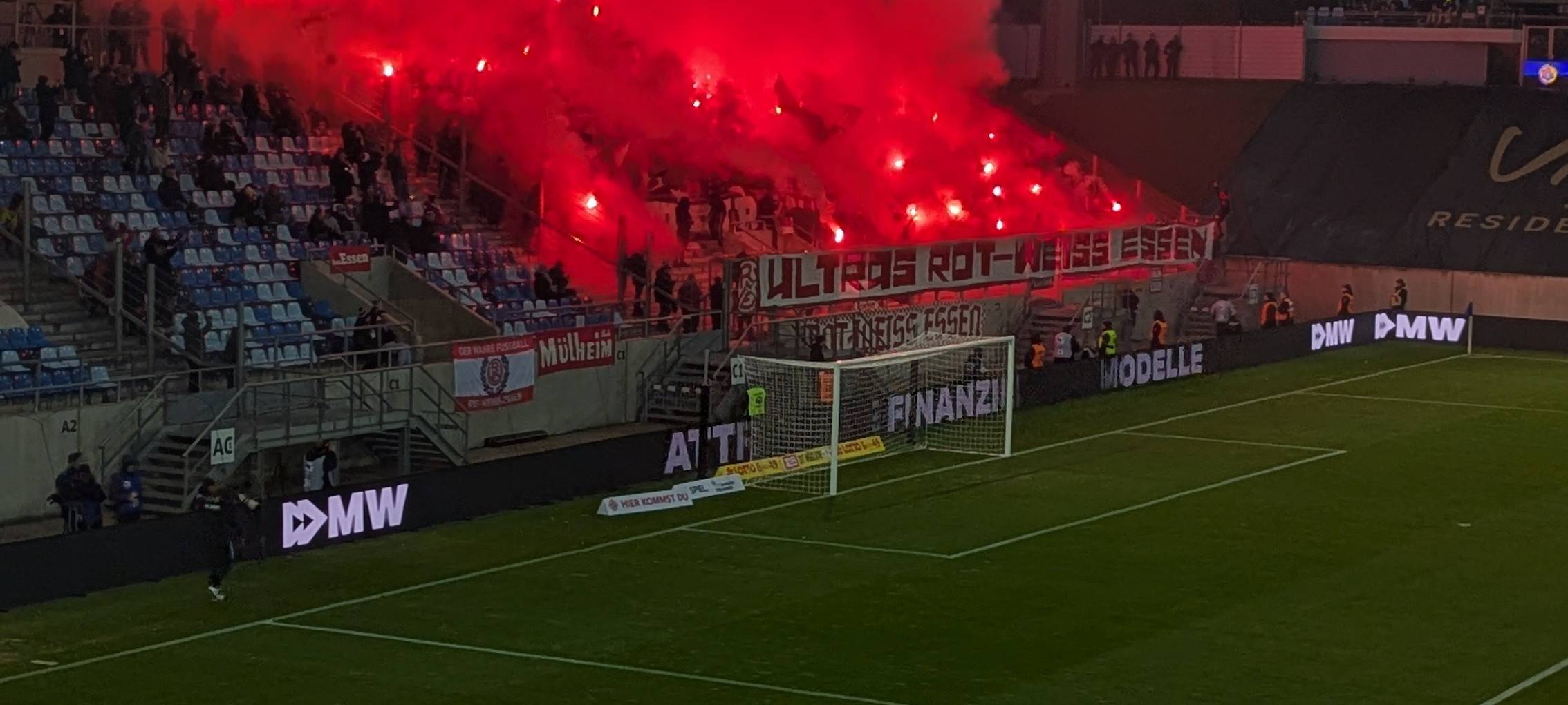 Rot-Weiss Essen: Darum bedankten sich die Spieler bei den Fan-Chaoten