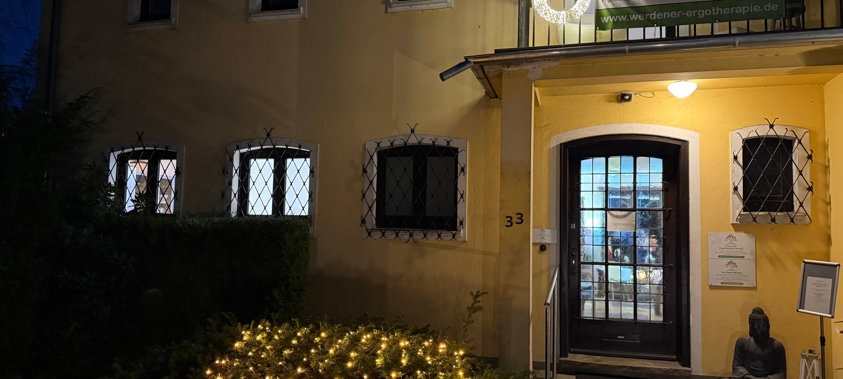 Essen an Weihnachten: Deko am Arbeitsplatz