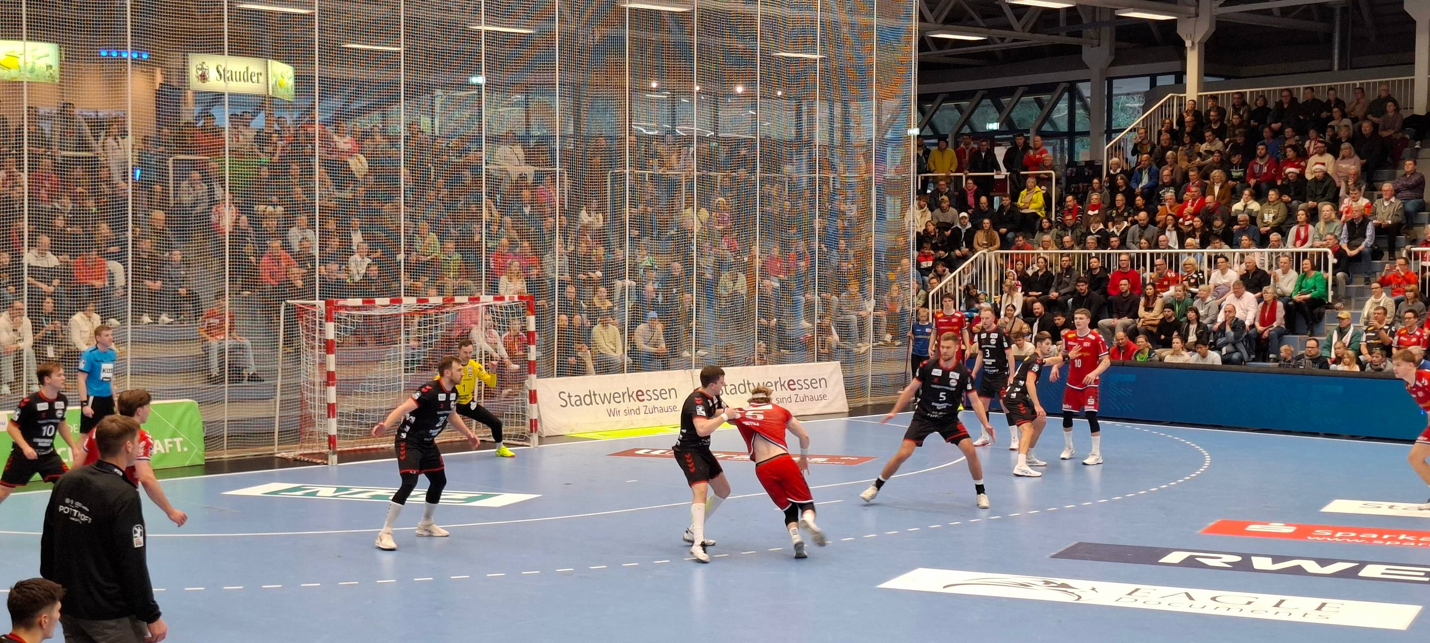 Der TUSEM Essen bleibt zu Hause makellos.