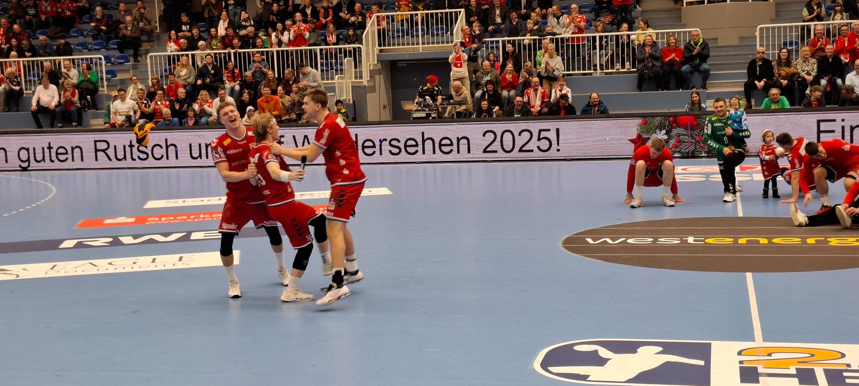 TUSEM Essen bleibt zu Hause ungeschlagen.