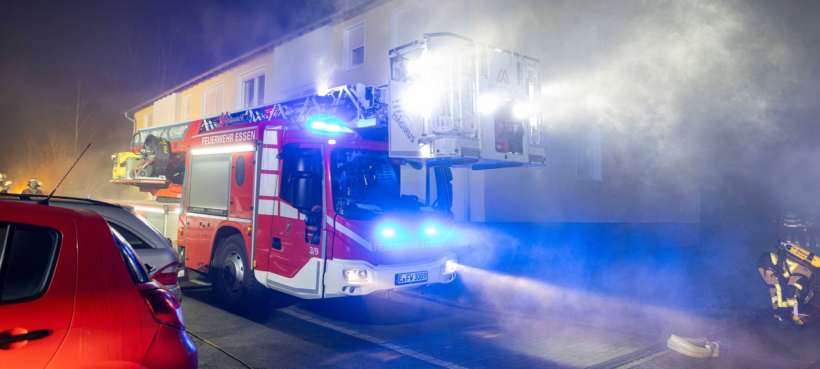 Kellerbrand in Essen - Anrufer meldete Explosion
