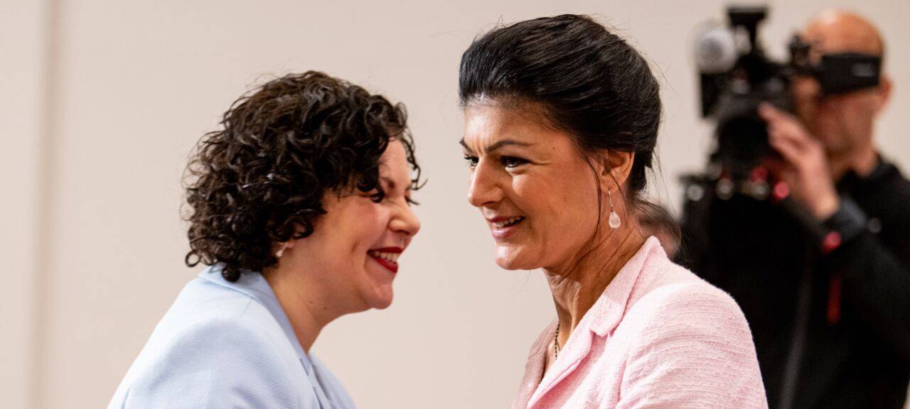 Sahra Wagenknecht Bundesvorsitzende vom Bündnis Sahra Wagenknecht (r, BSW), und Amira Mohamed-Ali, Co-Vorsitzende vom Bündnis Sarah Wagenknecht (BSW)