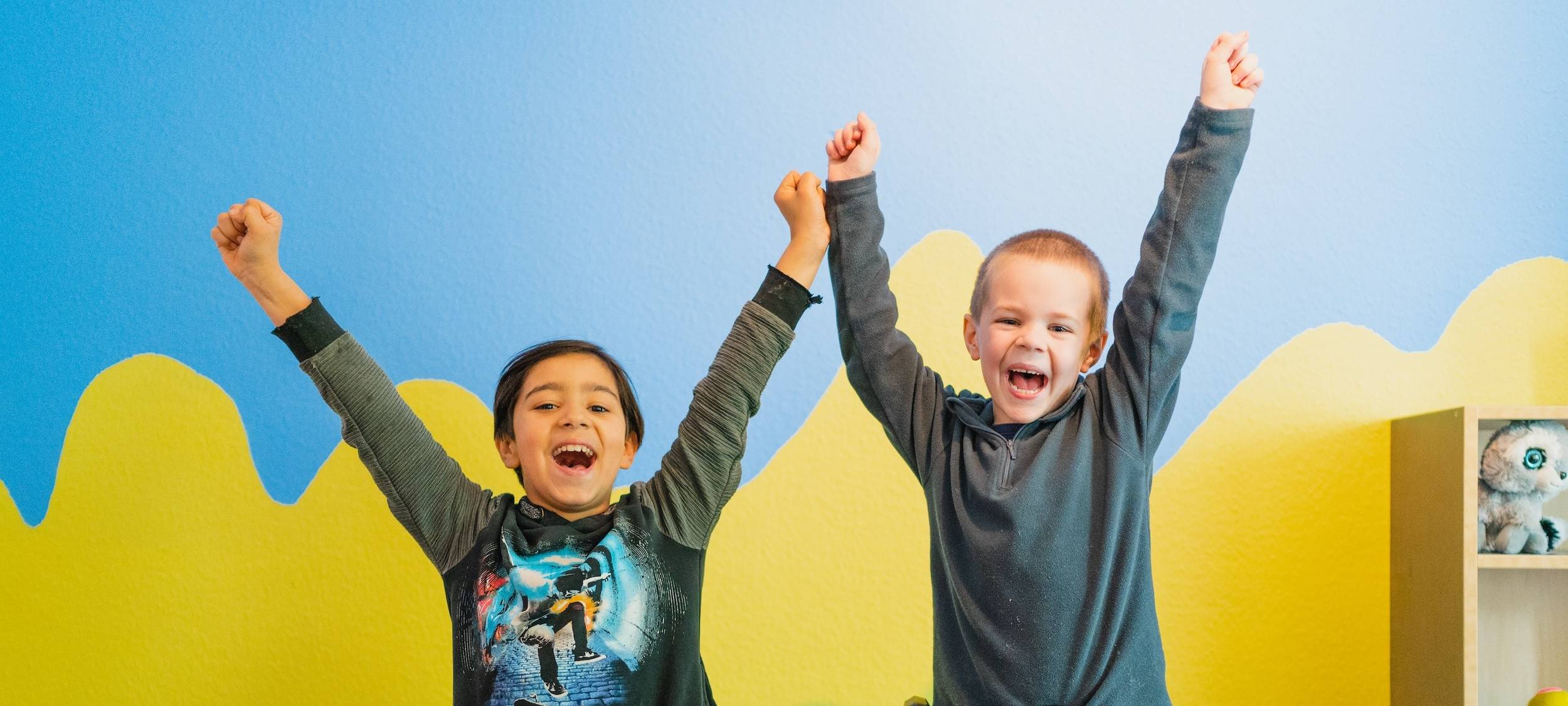 Tauschbar Essen bekommt Spende für Bildungsangebote