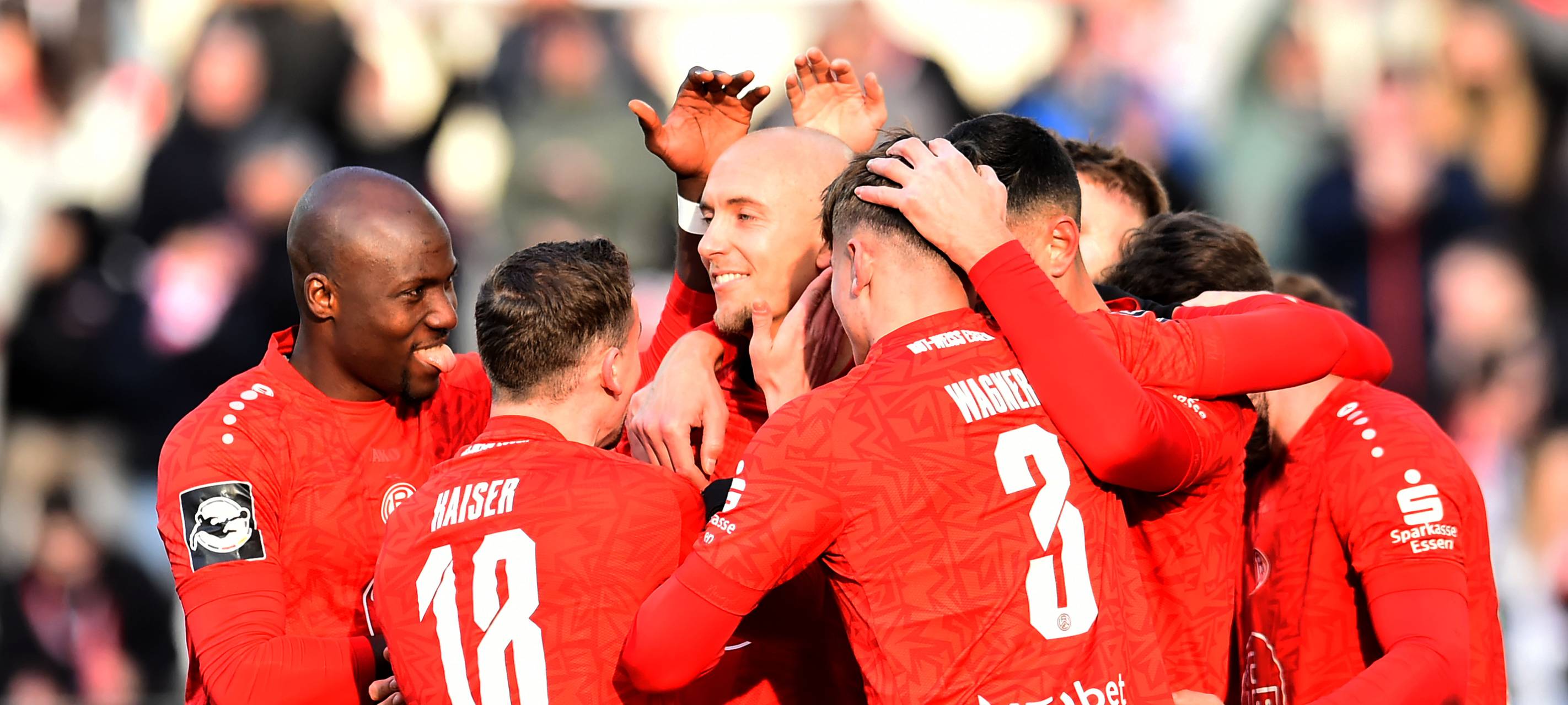 Rot-Weiss Essen mit Überraschungssieg in Bielefeld