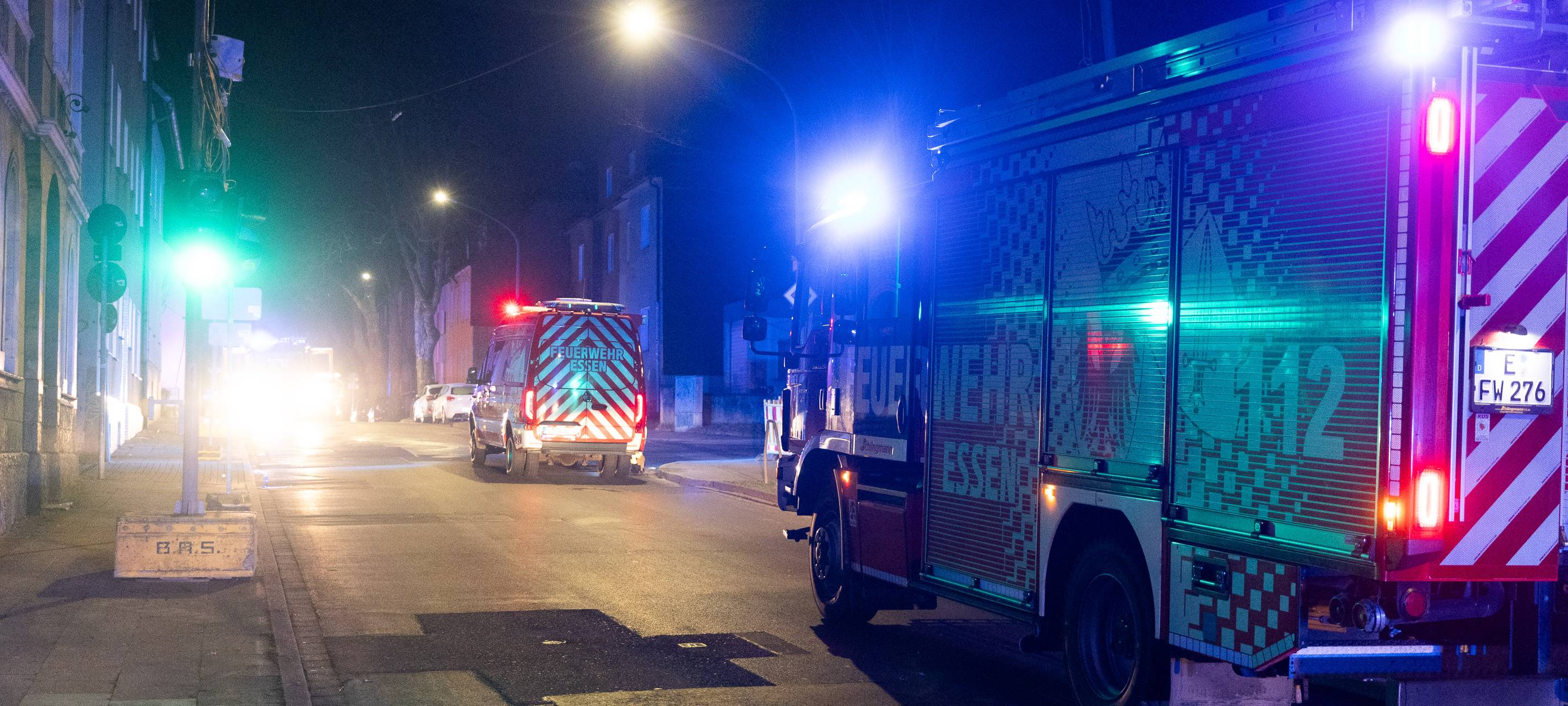 Brände in Essen - Feuerwehr rettet mehrere Personen