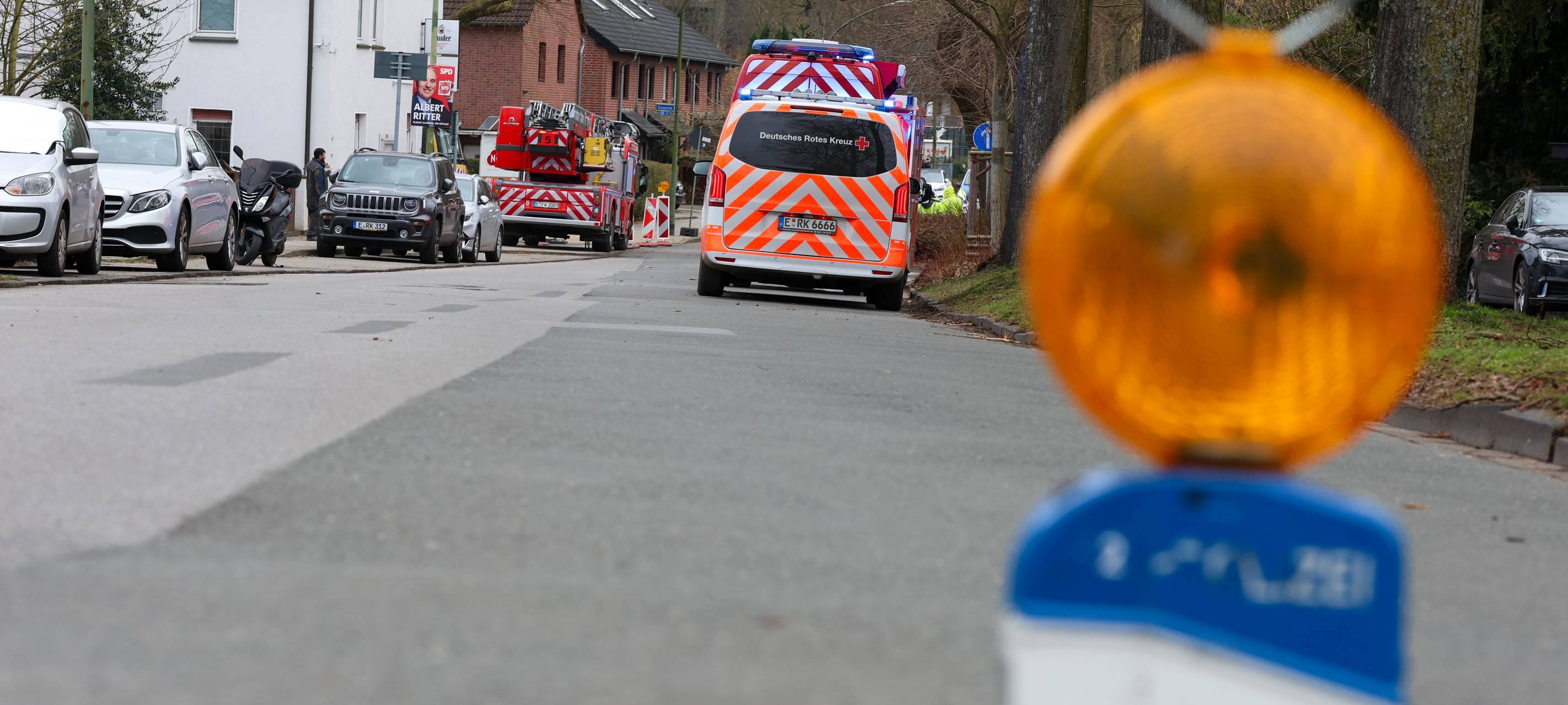 Gasleitung in Essen beschädigt - Häuser evakuiert!