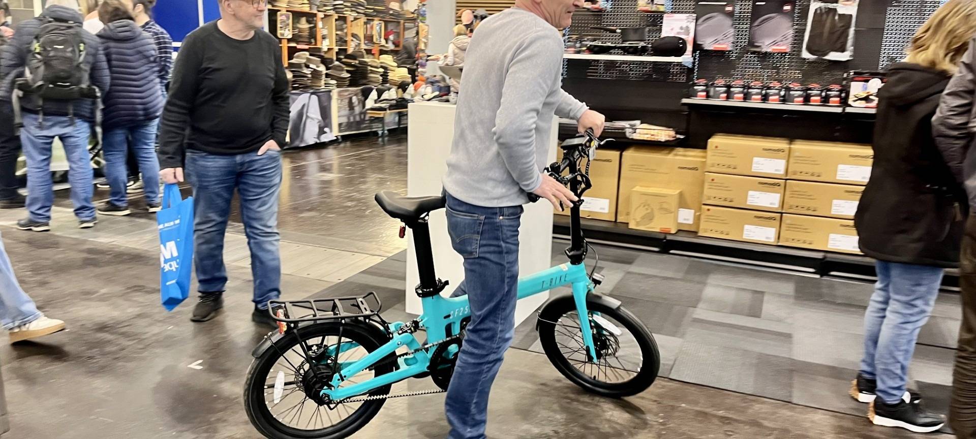 Essen fährt in den Camping-Urlaub - Messe startet