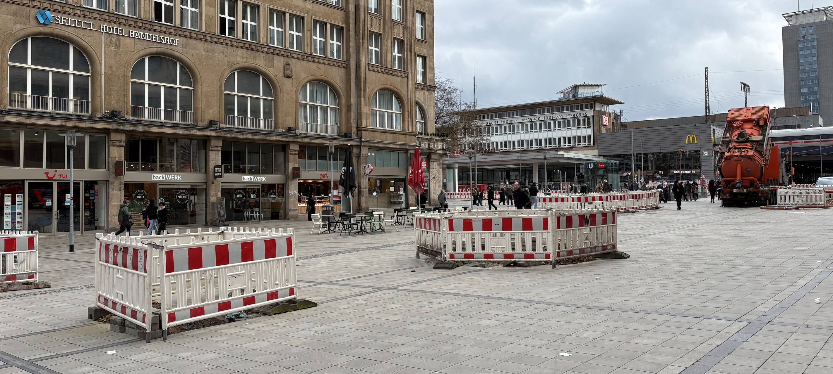 In Essen wieder Baustellen auf dem Willy-Brandt-Platz
