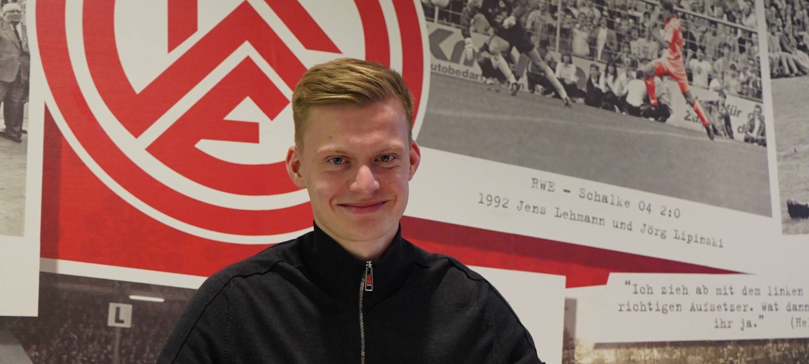 Rot-Weiss Essen verlängert mit Torhüter Jakob Golz