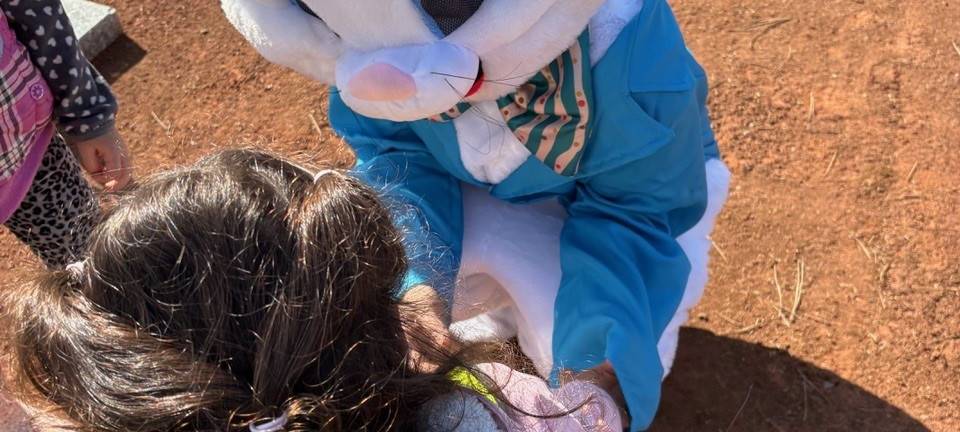 Frühe Osteraktion für Kinder in einem Stadtteil in Essen