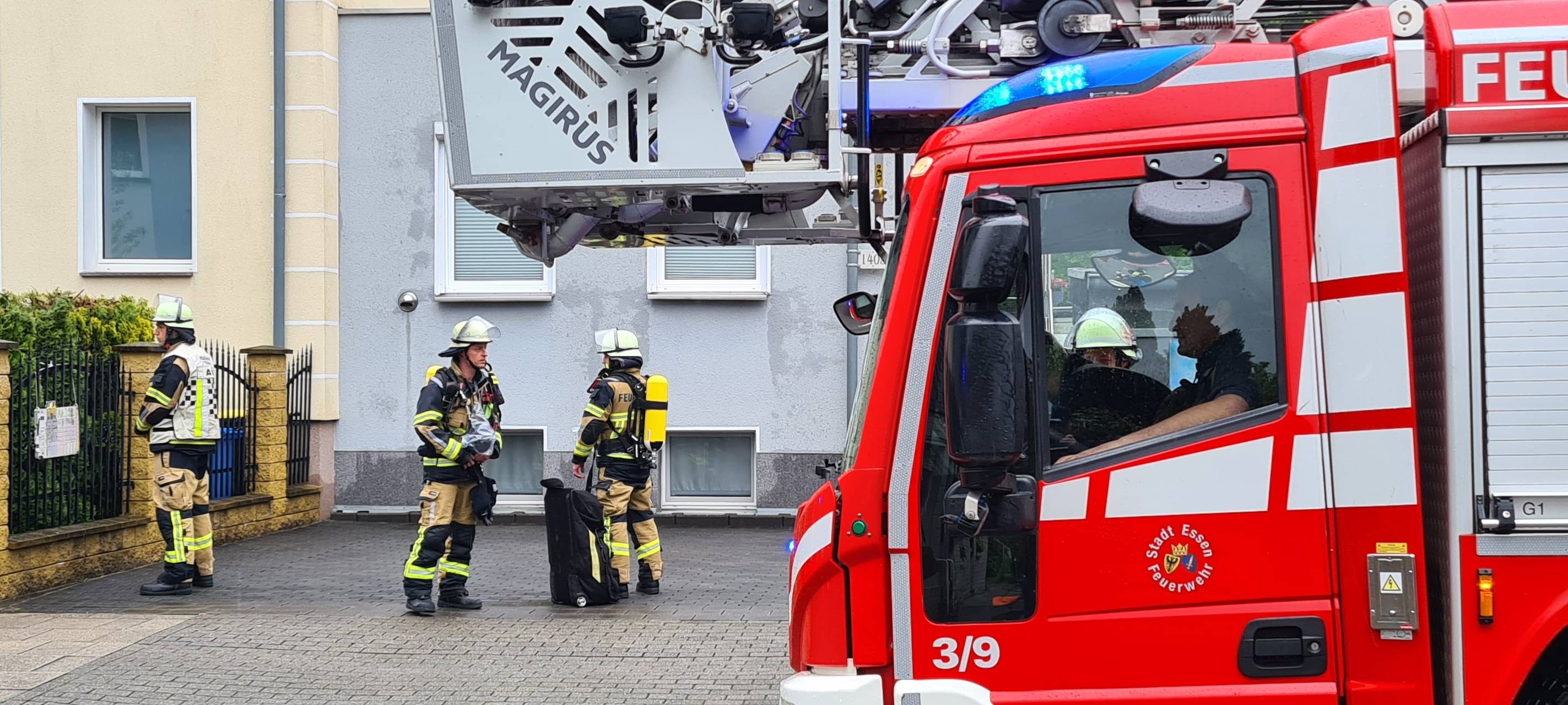 In Essen sorgt beißender Geruch für einen Feuerwehreinsatz