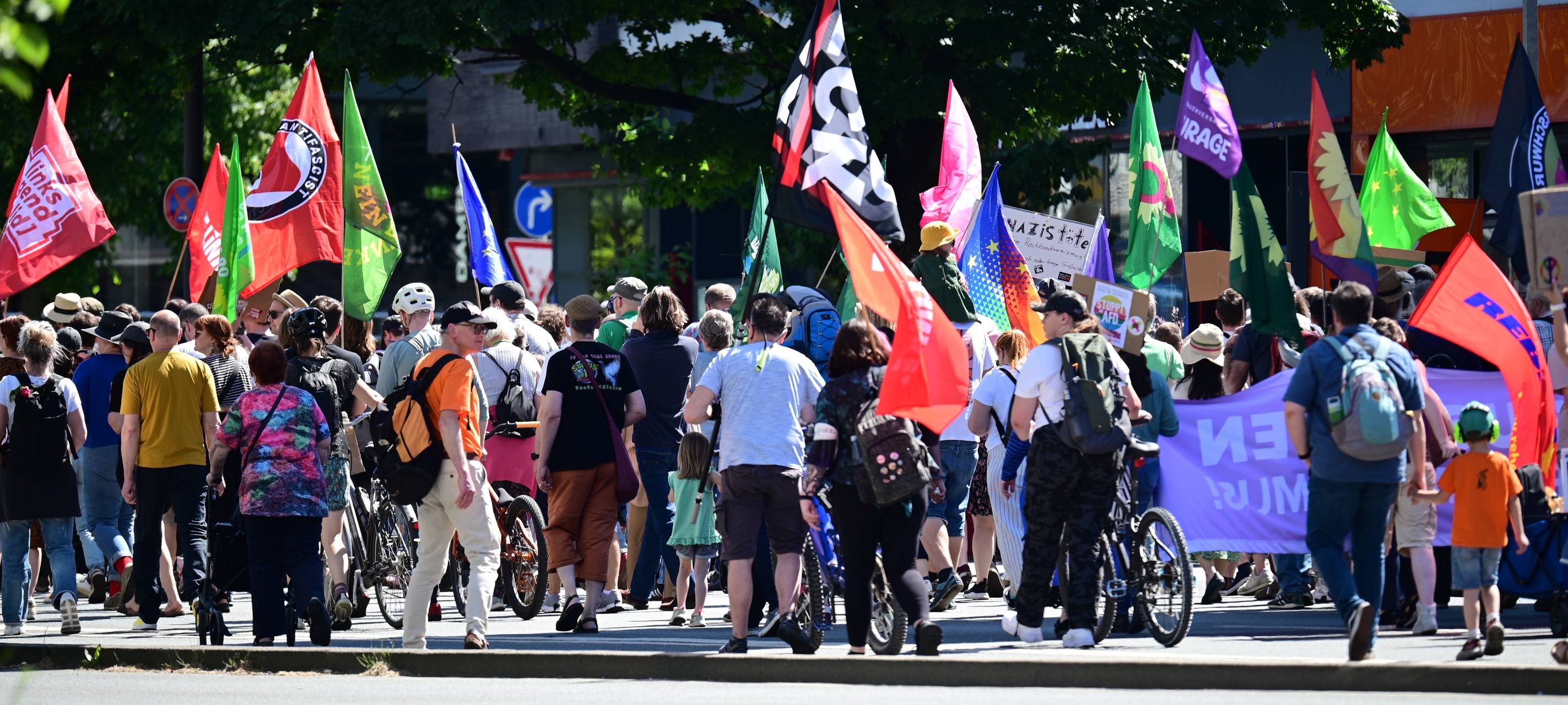 Große Demo in Essen: AfD-Verbot gefordert